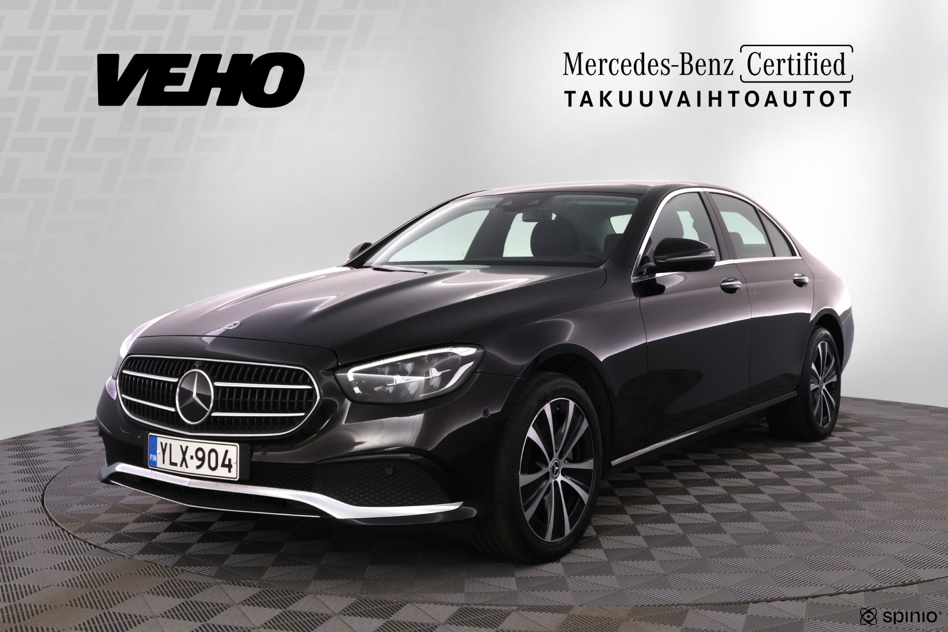 MERCEDES-BENZ E 2023