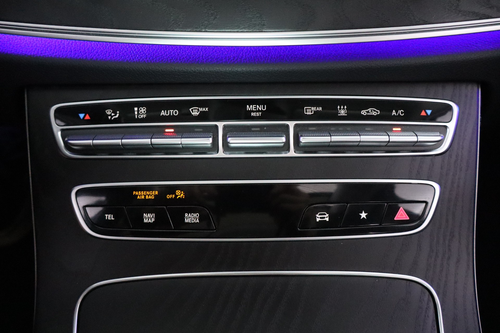 MERCEDES-BENZ E 2023