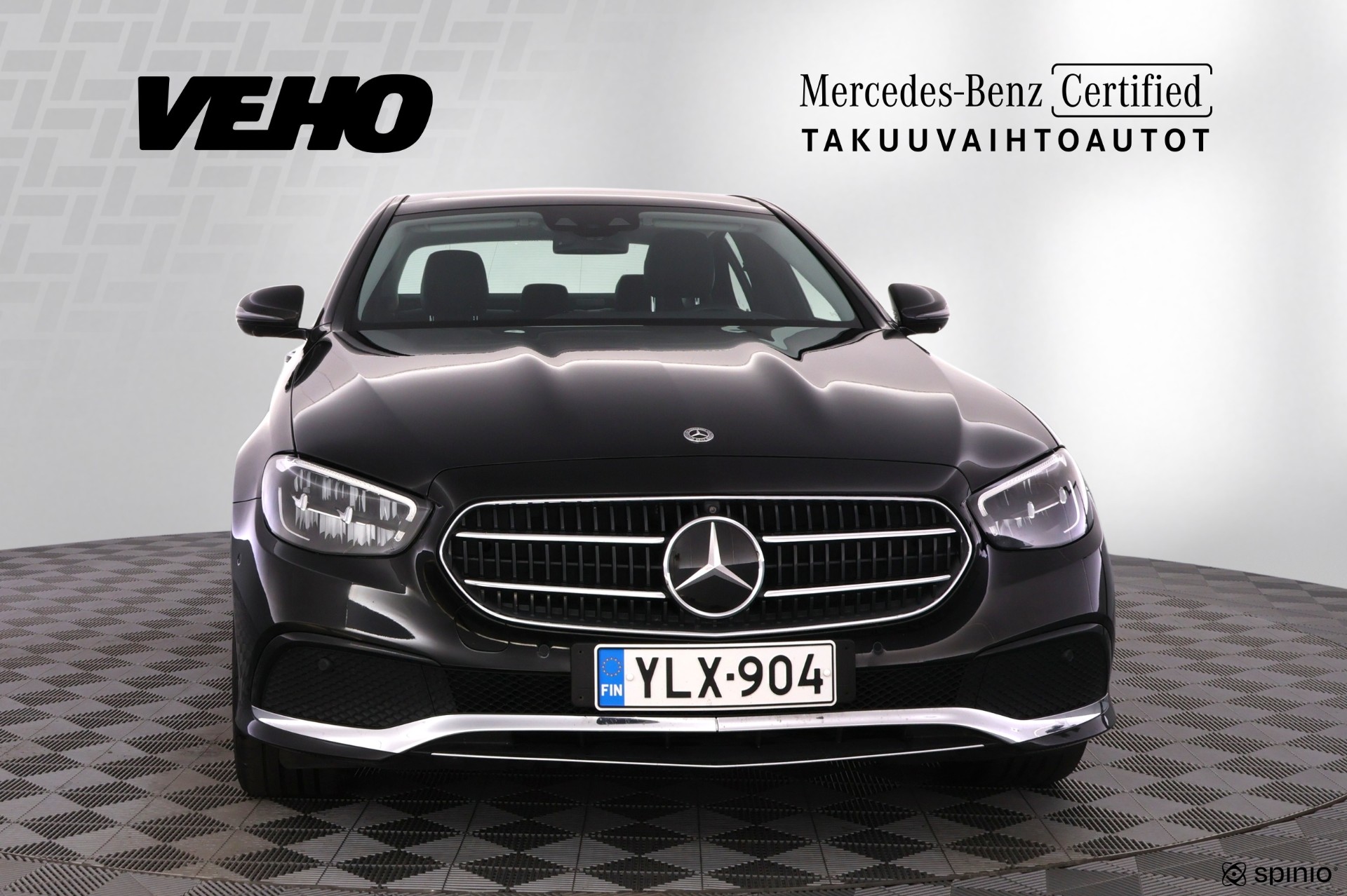 MERCEDES-BENZ E 2023