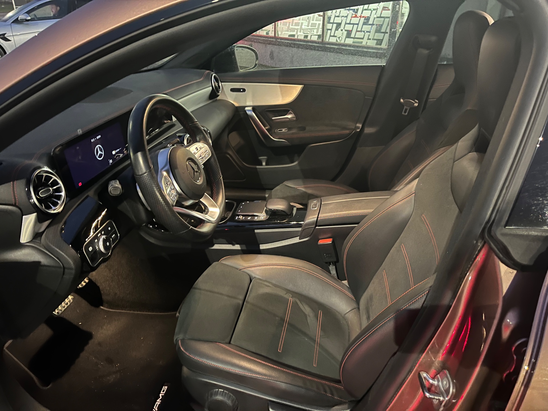 MERCEDES-BENZ CLA 2023