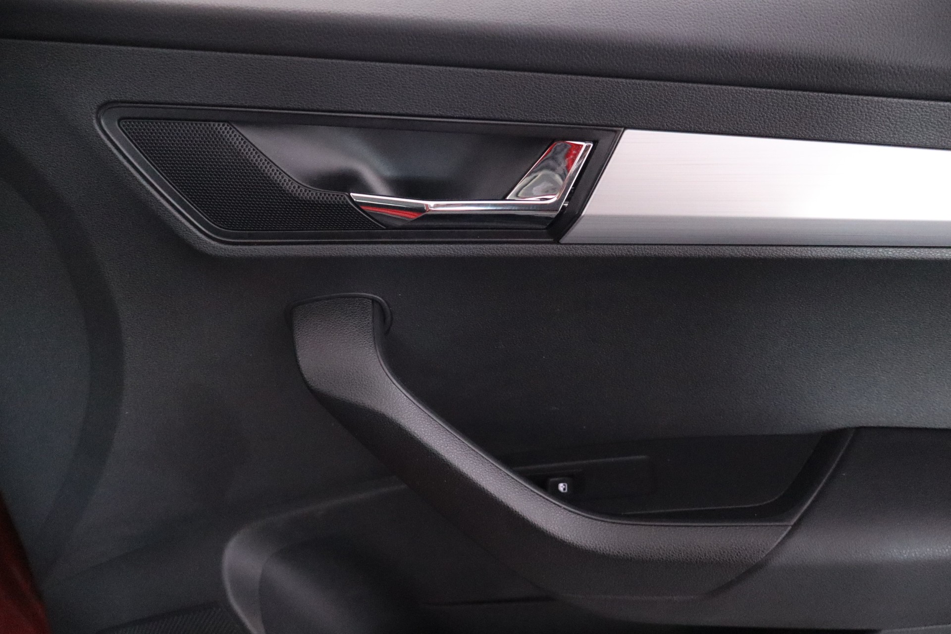 SKODA Karoq 2019