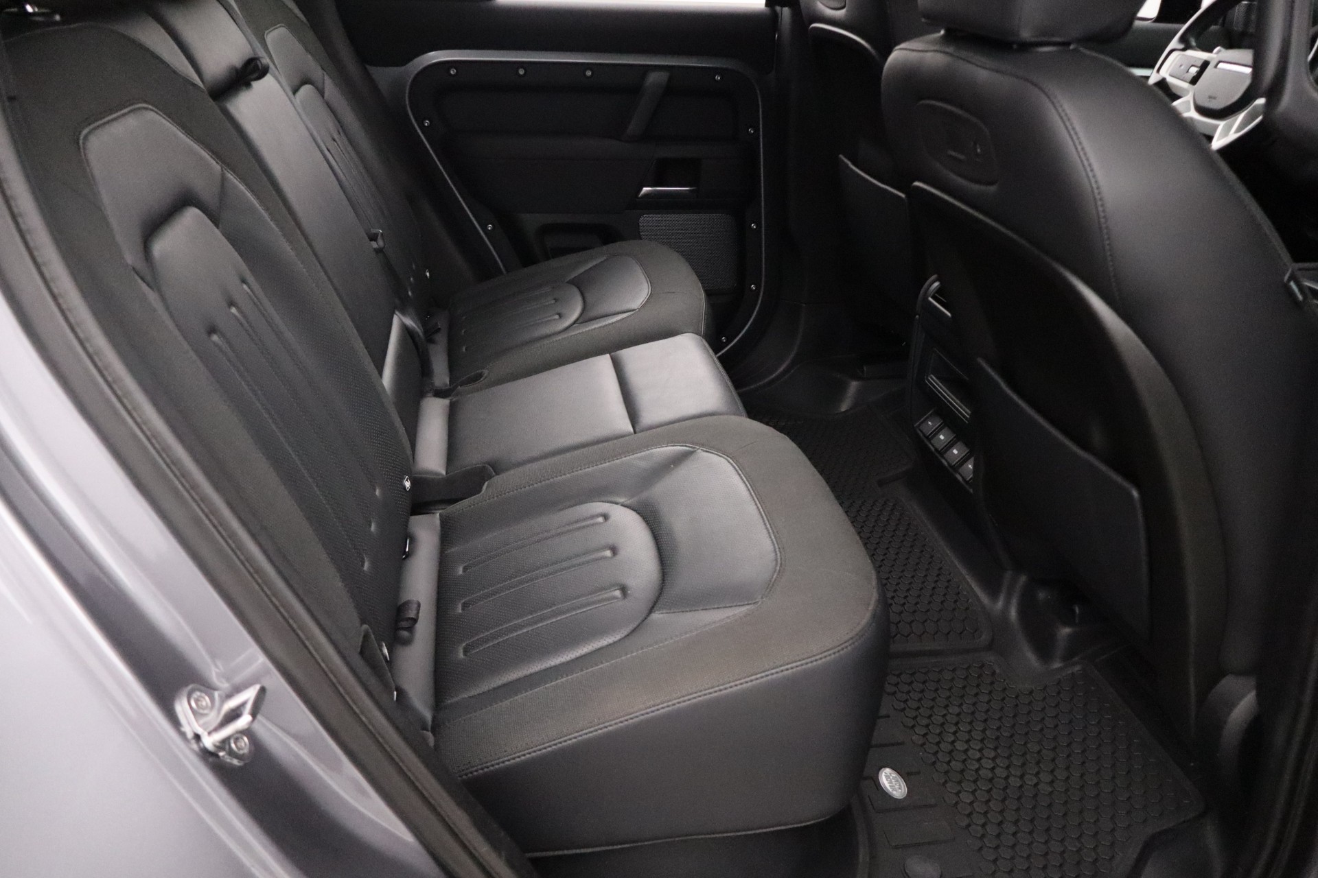 LAND ROVER Defender 2020