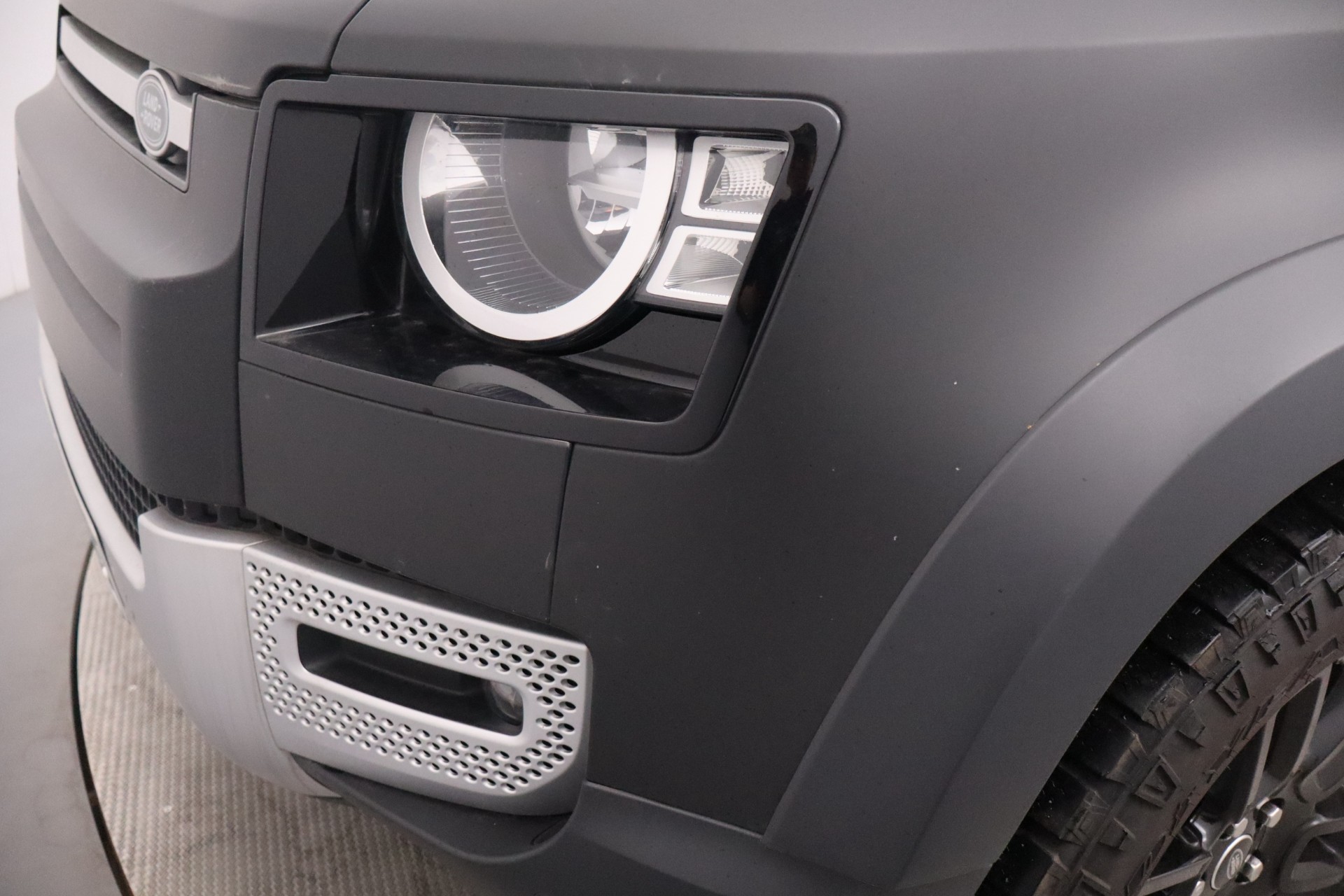 LAND ROVER Defender 2020