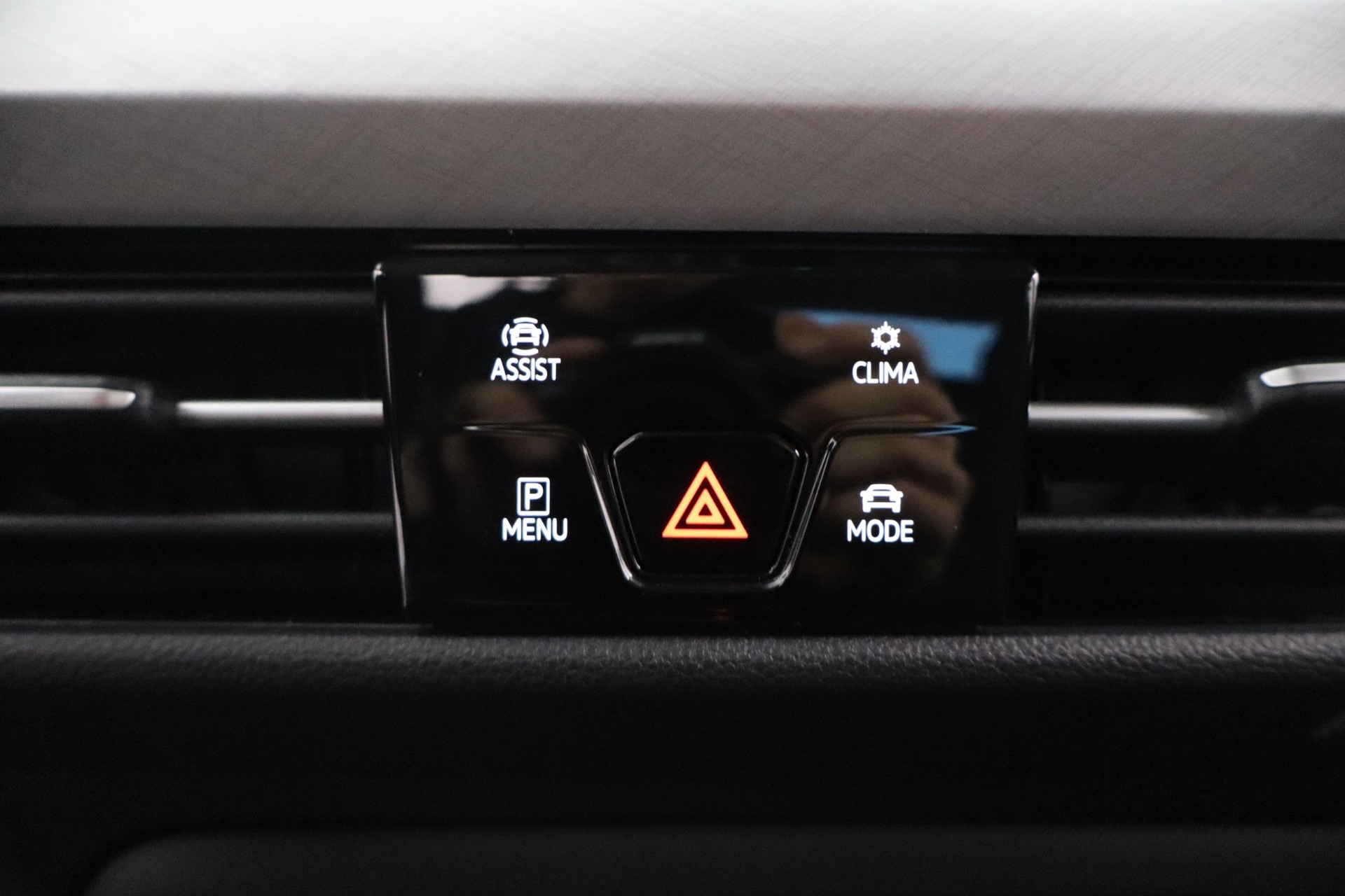 VOLKSWAGEN GOLF 2020