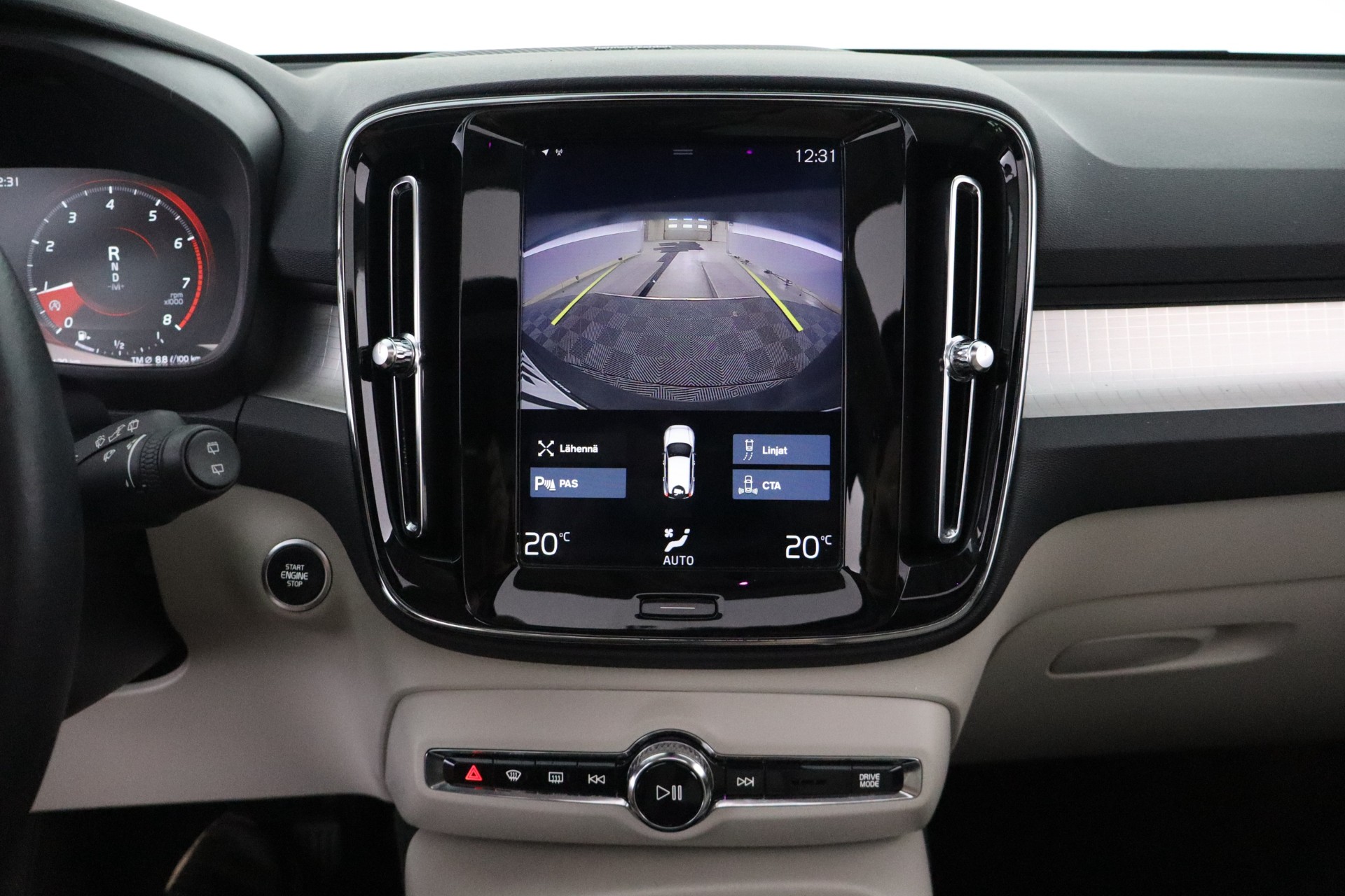 Volvo XC40 2018