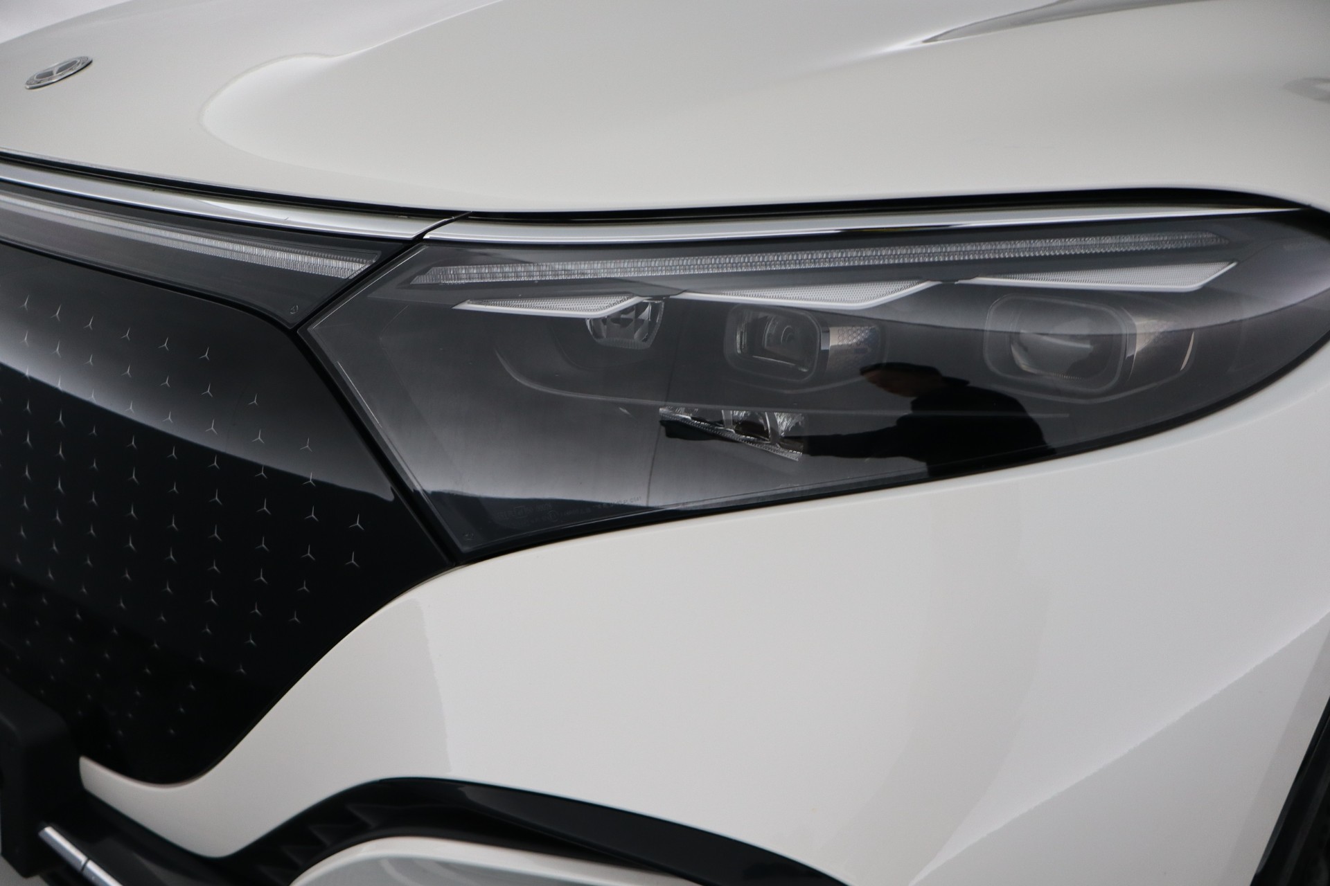 MERCEDES-BENZ EQS SUV 2023