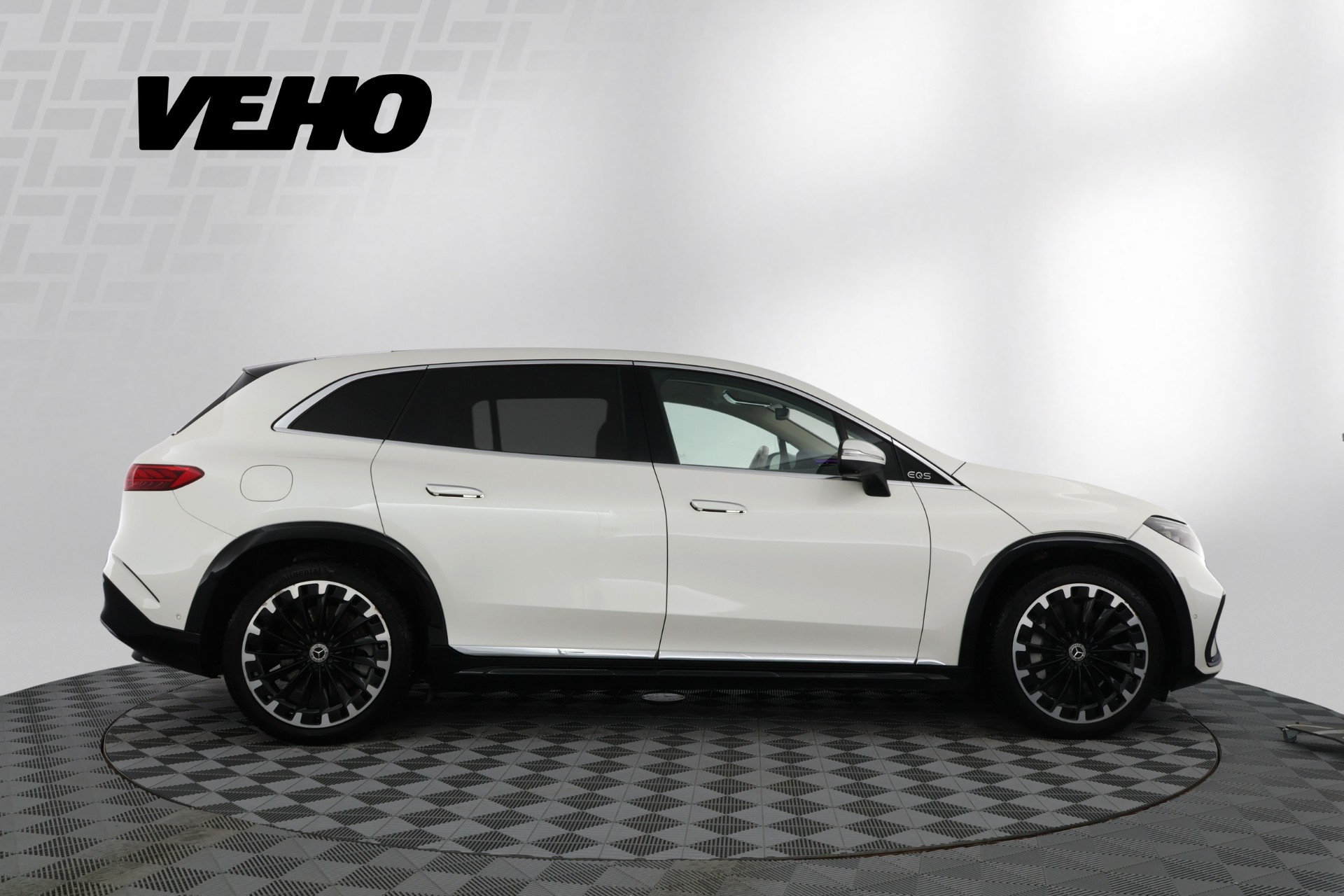 MERCEDES-BENZ EQS SUV 2023