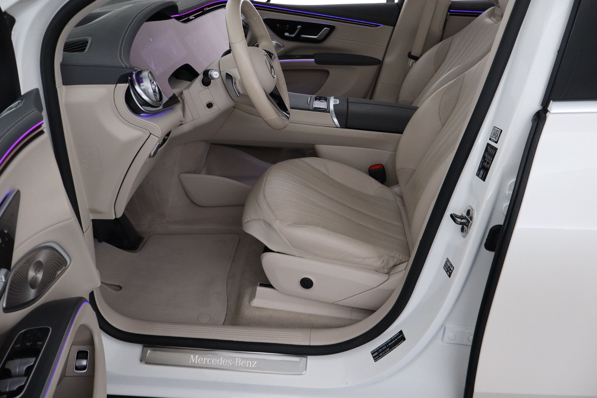 MERCEDES-BENZ EQS SUV 2023