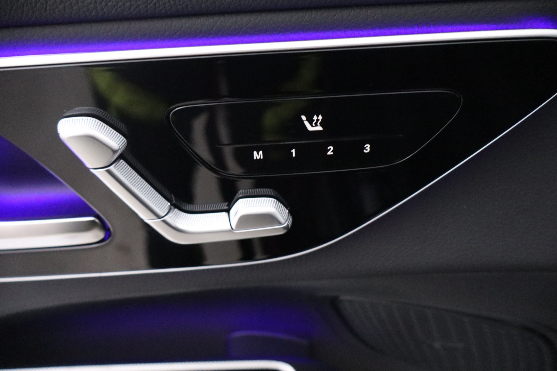 Mercedes-Benz GLC 2025