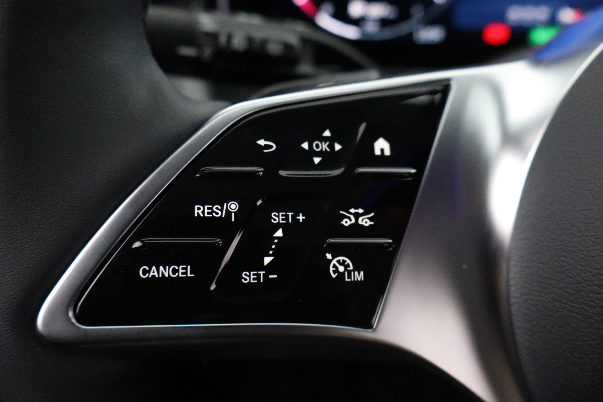 Mercedes-Benz GLC 2025