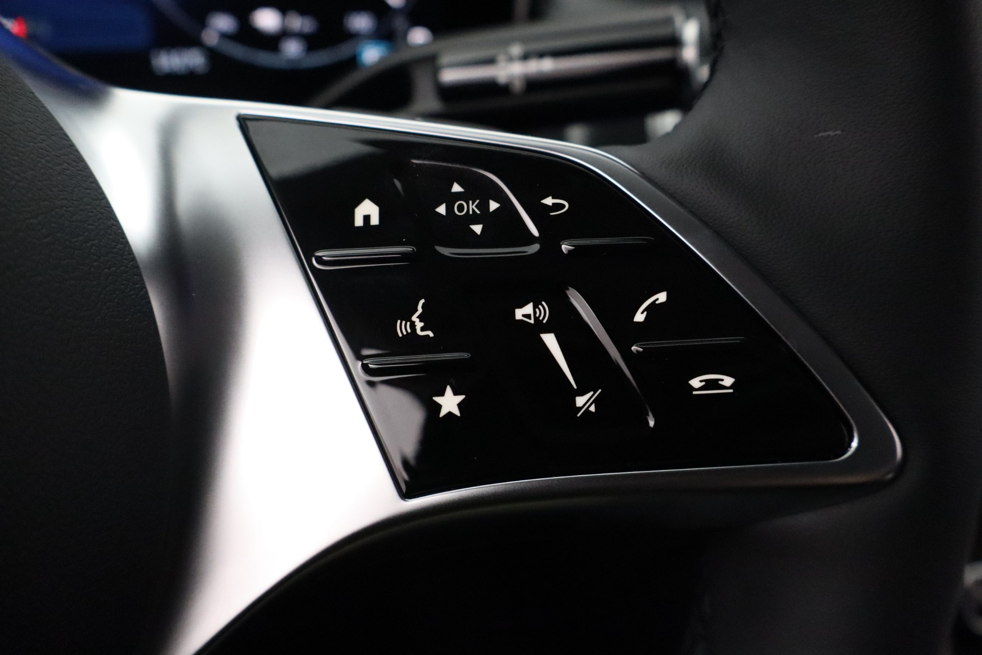 Mercedes-Benz GLC 2025