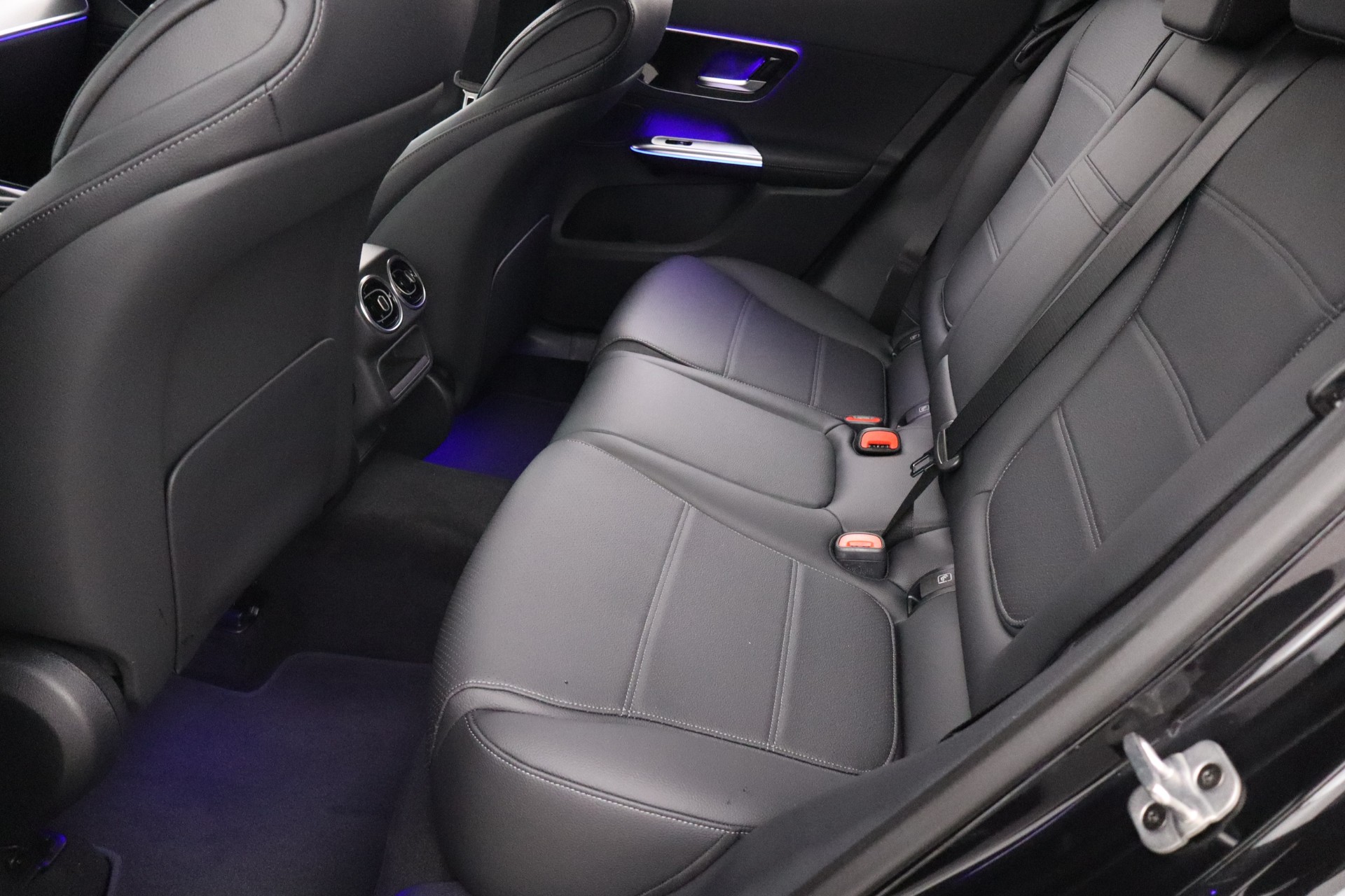 Mercedes-Benz GLC 2025