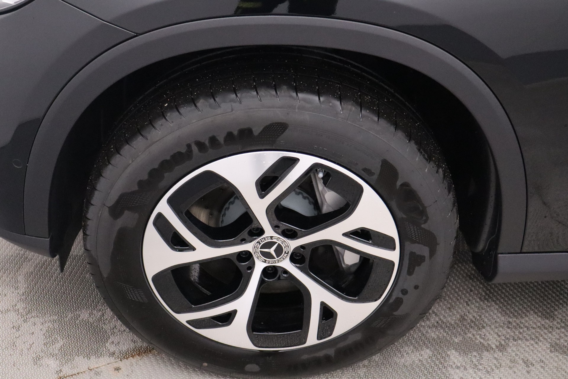 Mercedes-Benz GLC 2025