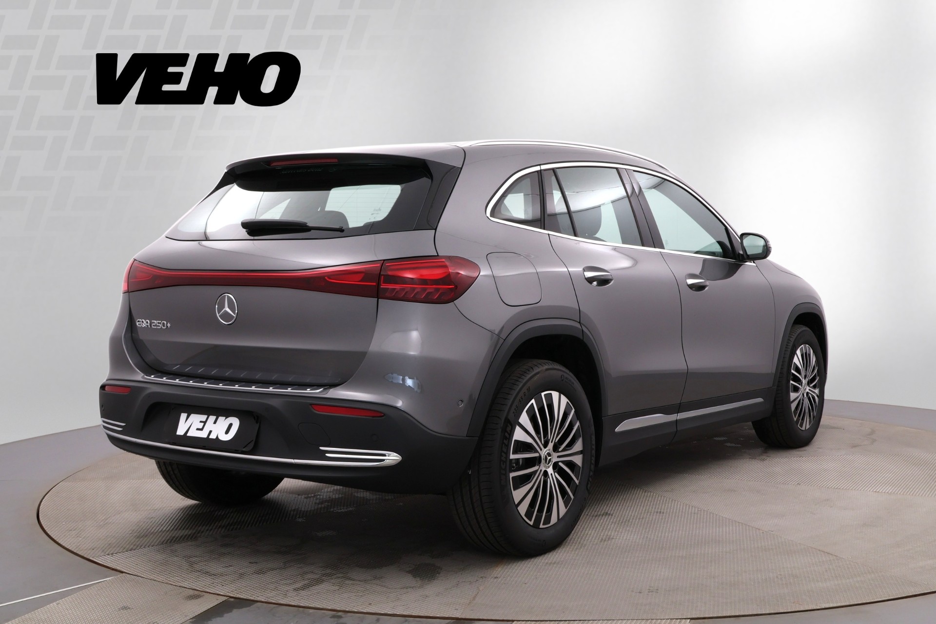 Mercedes-Benz EQA 2025