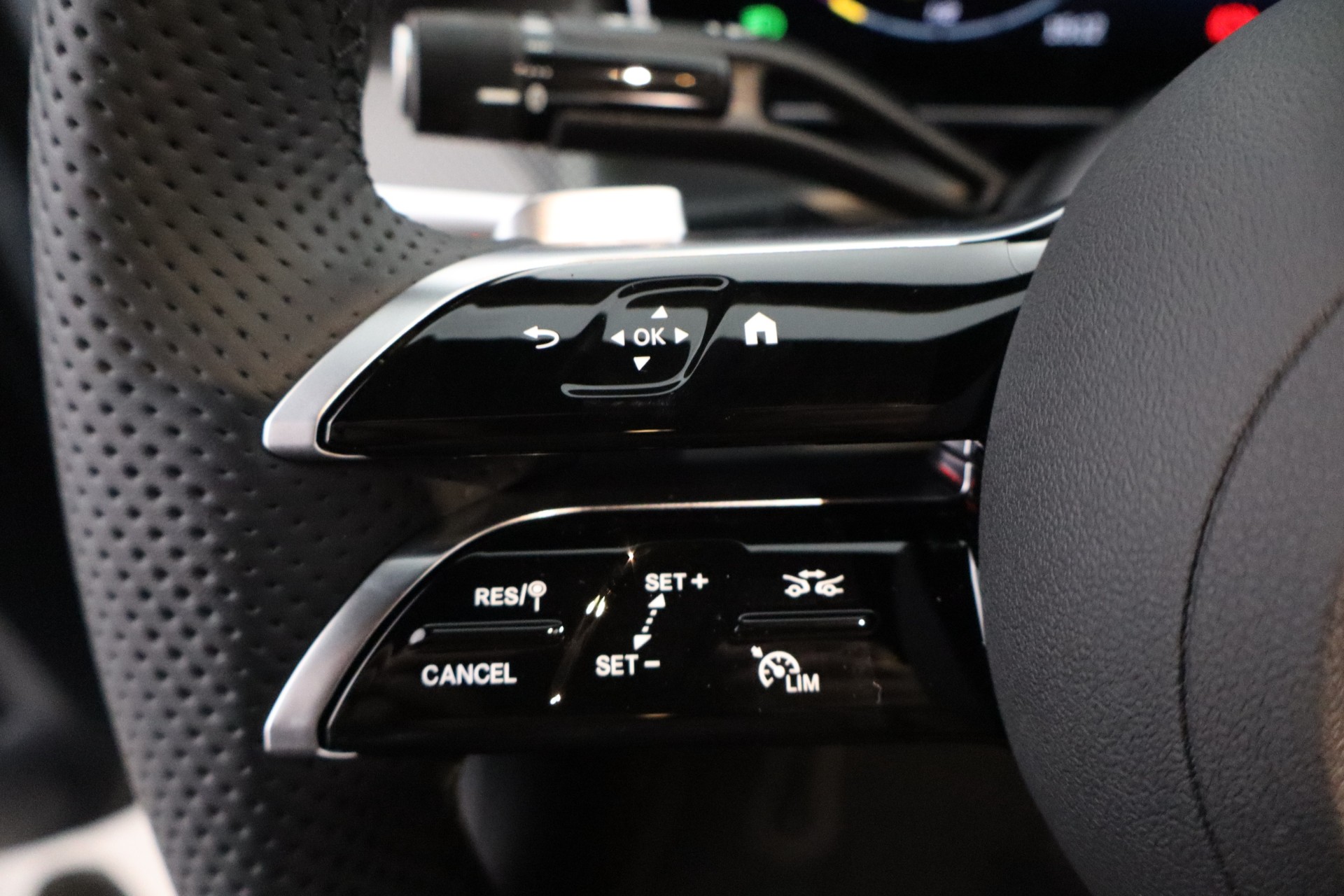 Mercedes-Benz GLC 2025