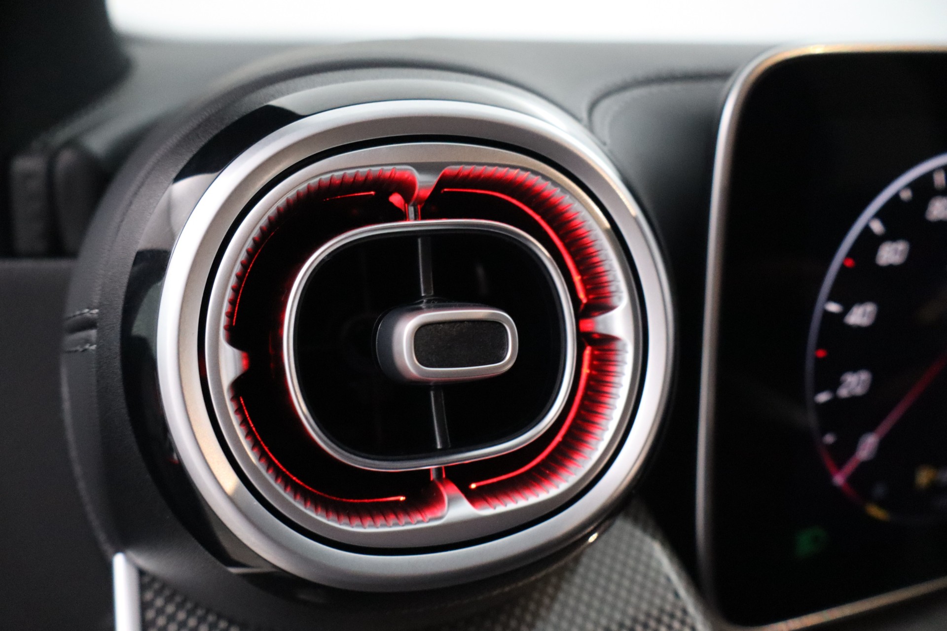 Mercedes-Benz GLC 2025