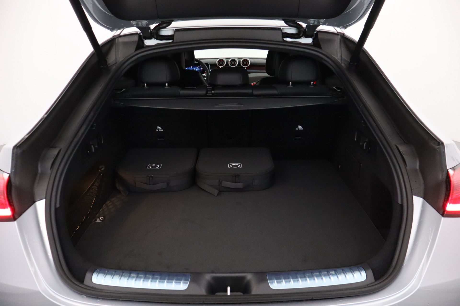 Mercedes-Benz GLC 2025