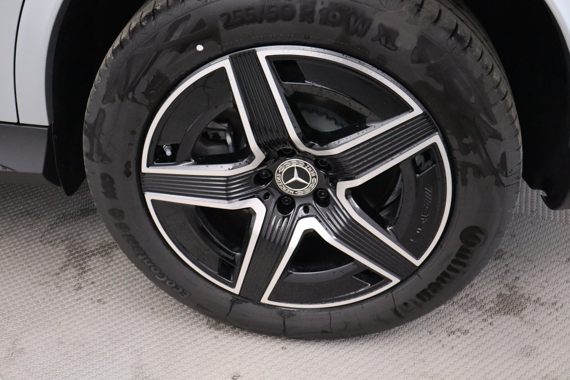 Mercedes-Benz GLC 2025