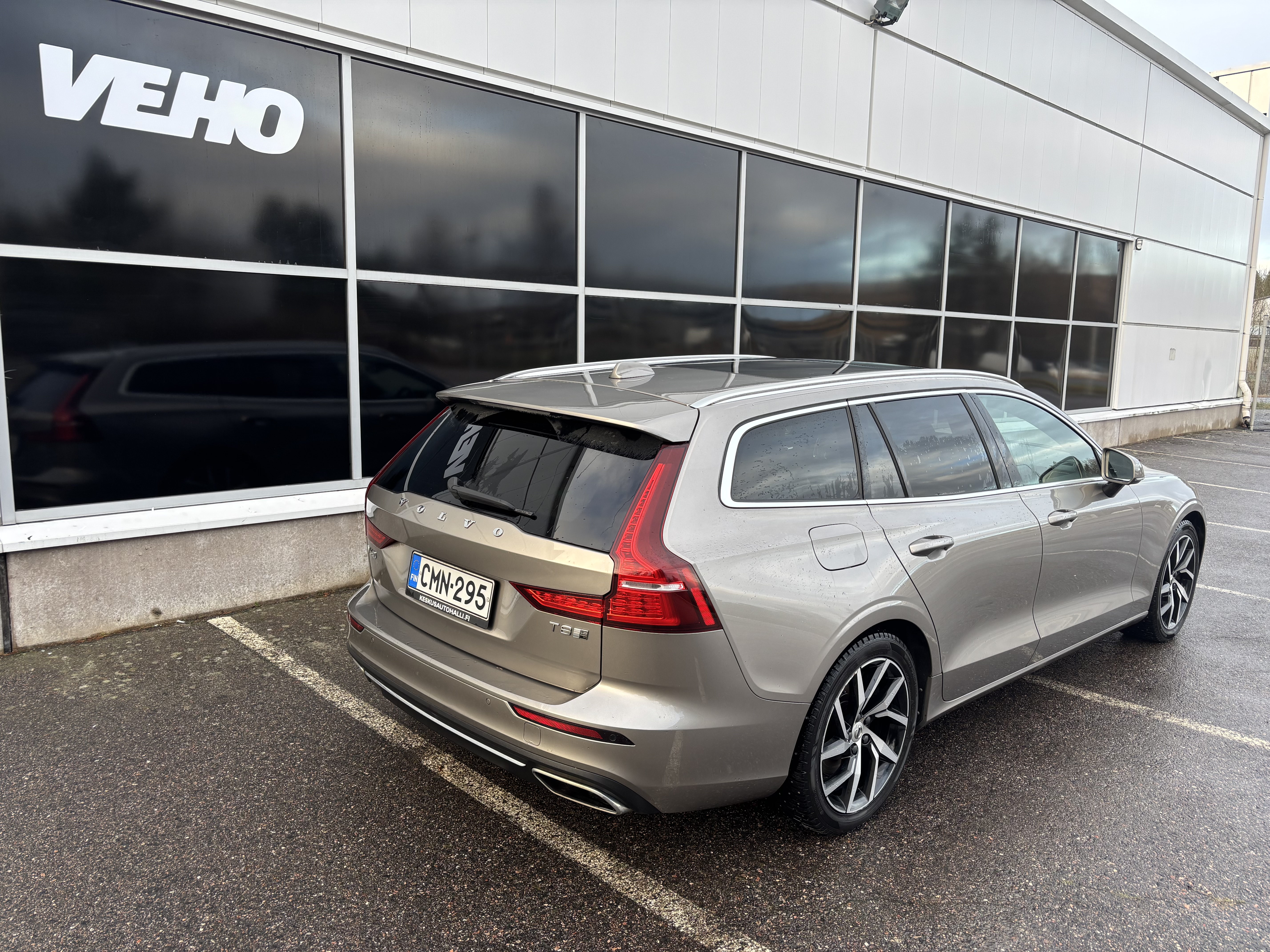 Volvo V60 2019
