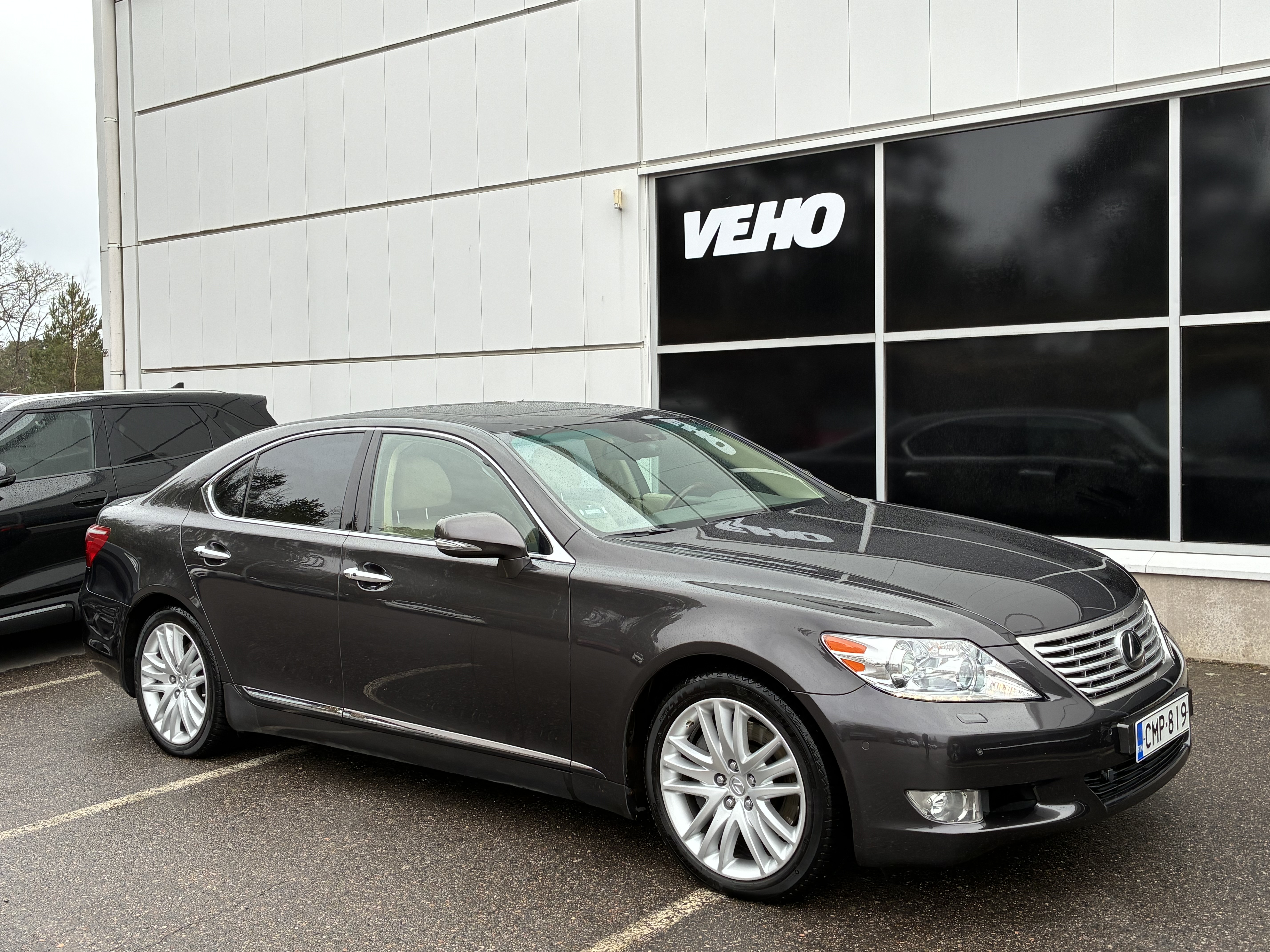 Lexus LS 2010