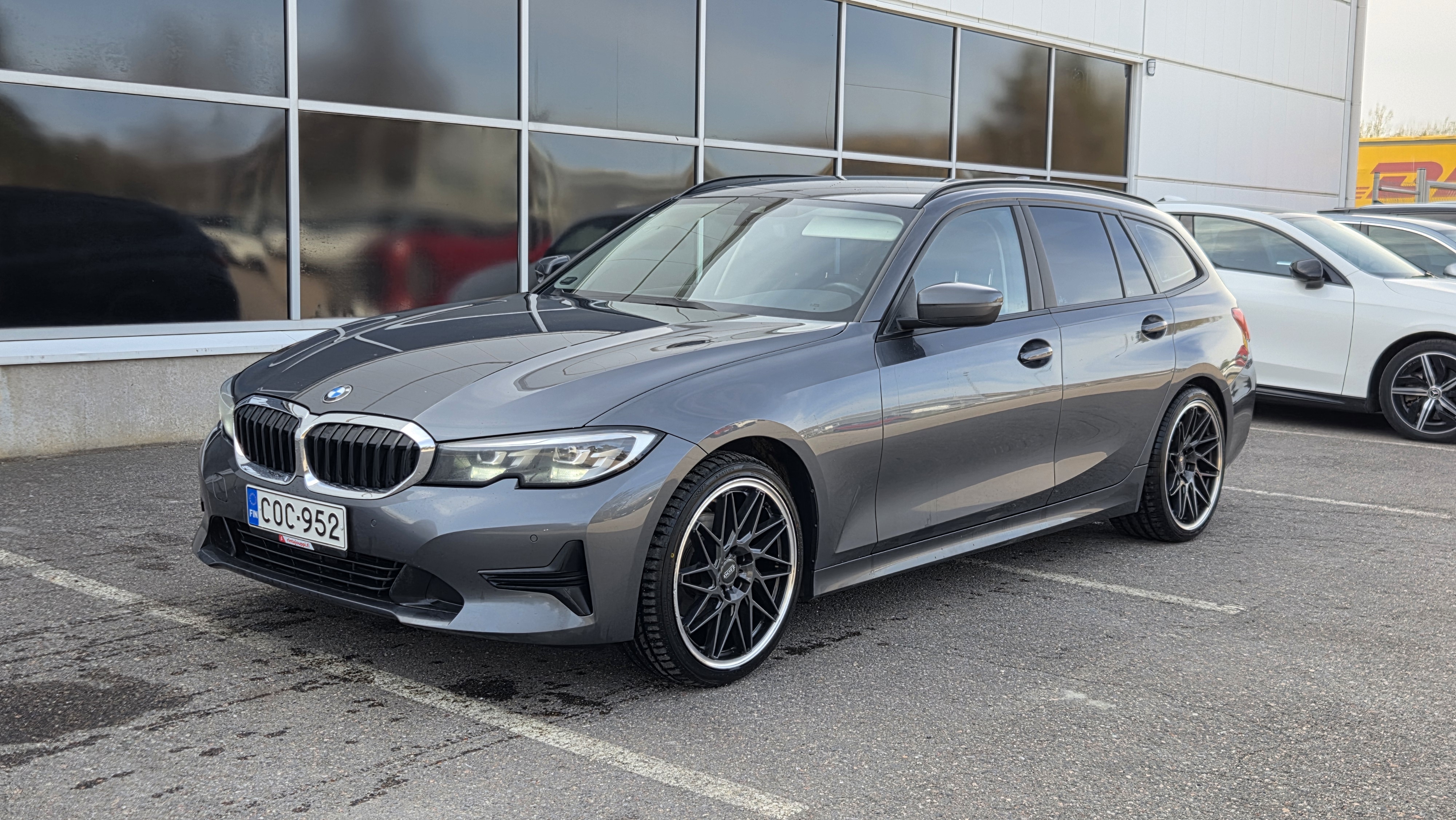 BMW 320 2019