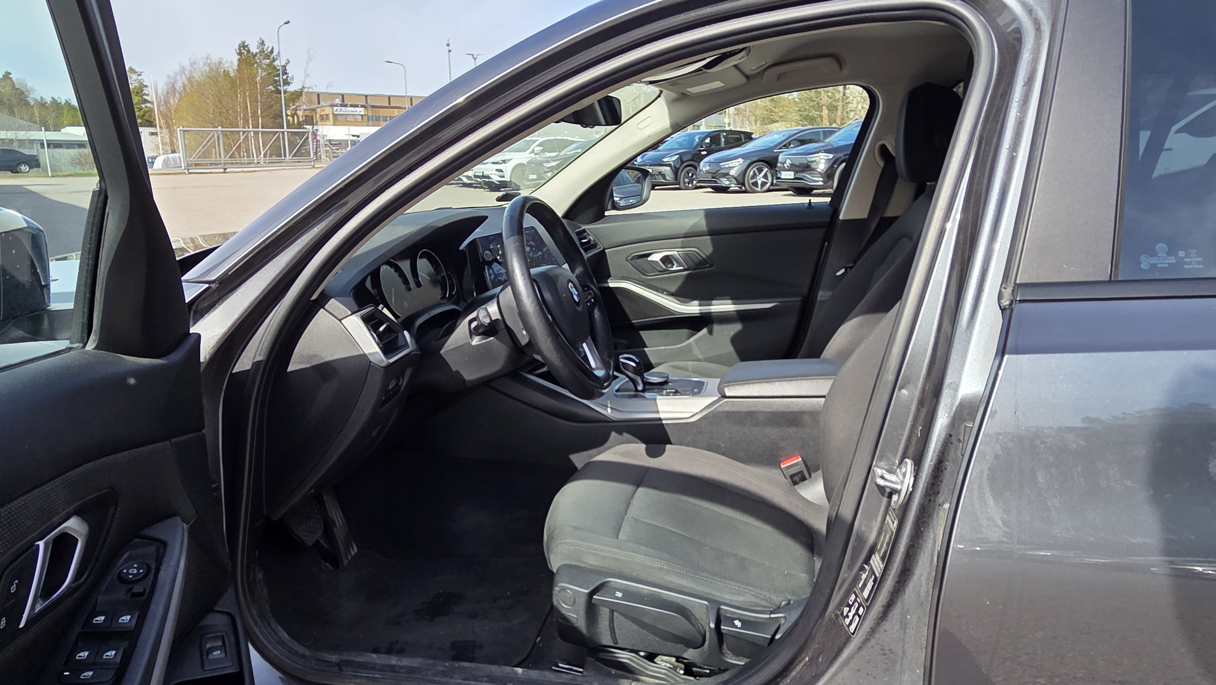 BMW 320 2019