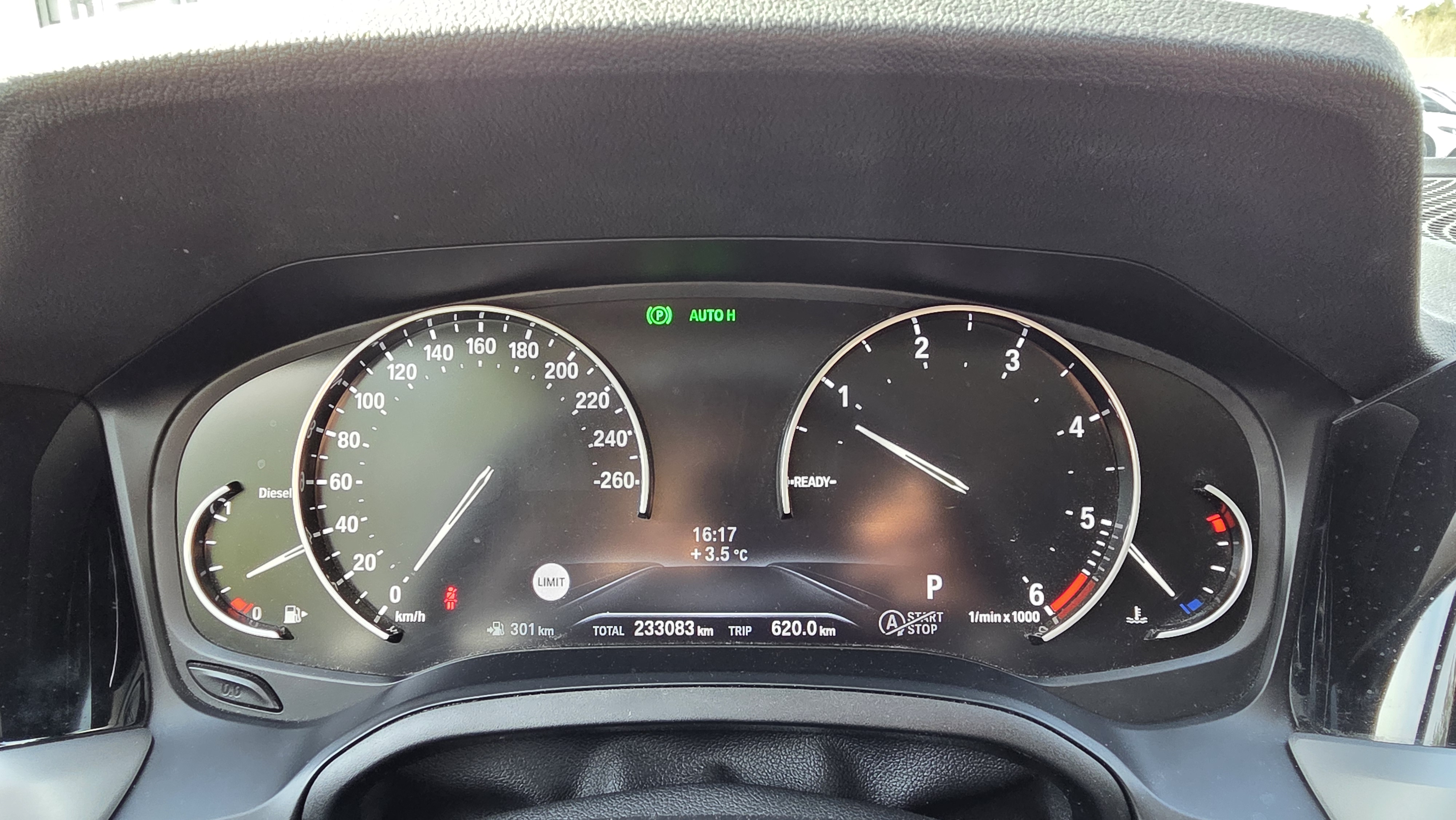 BMW 320 2019