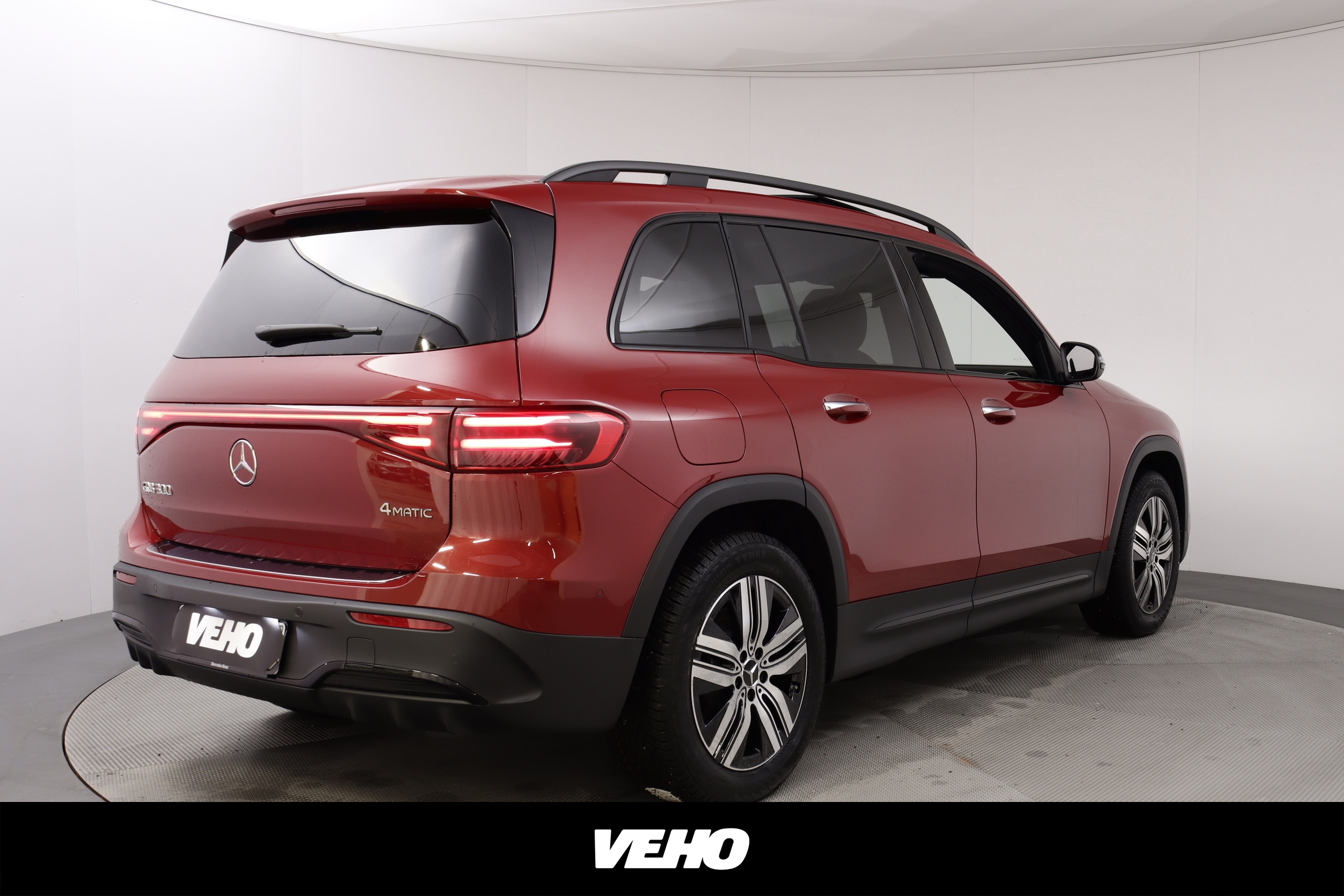 Mercedes-Benz EQB 2024