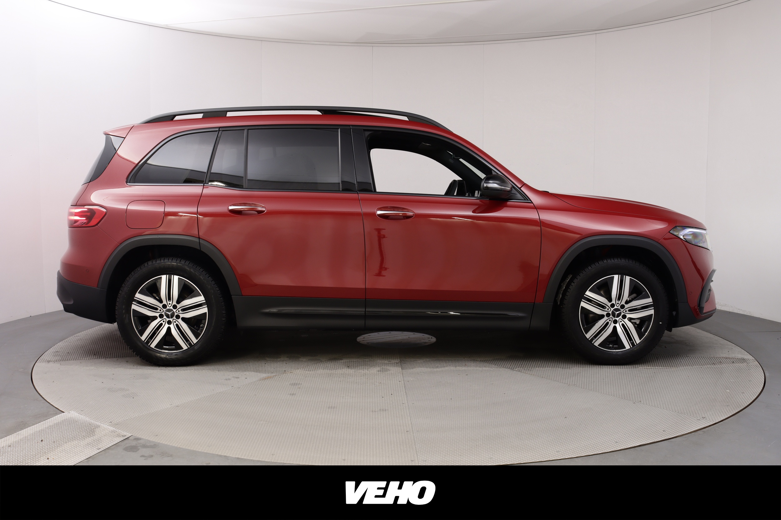 Mercedes-Benz EQB 2024