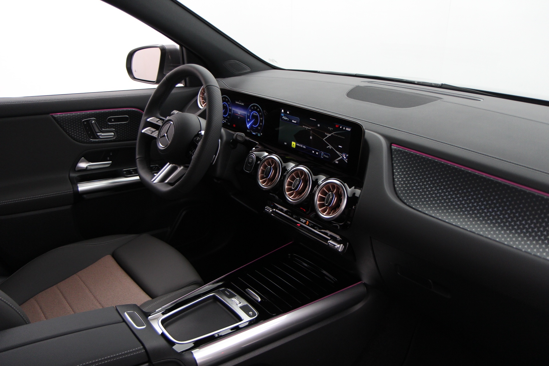 Mercedes-Benz EQA 2025