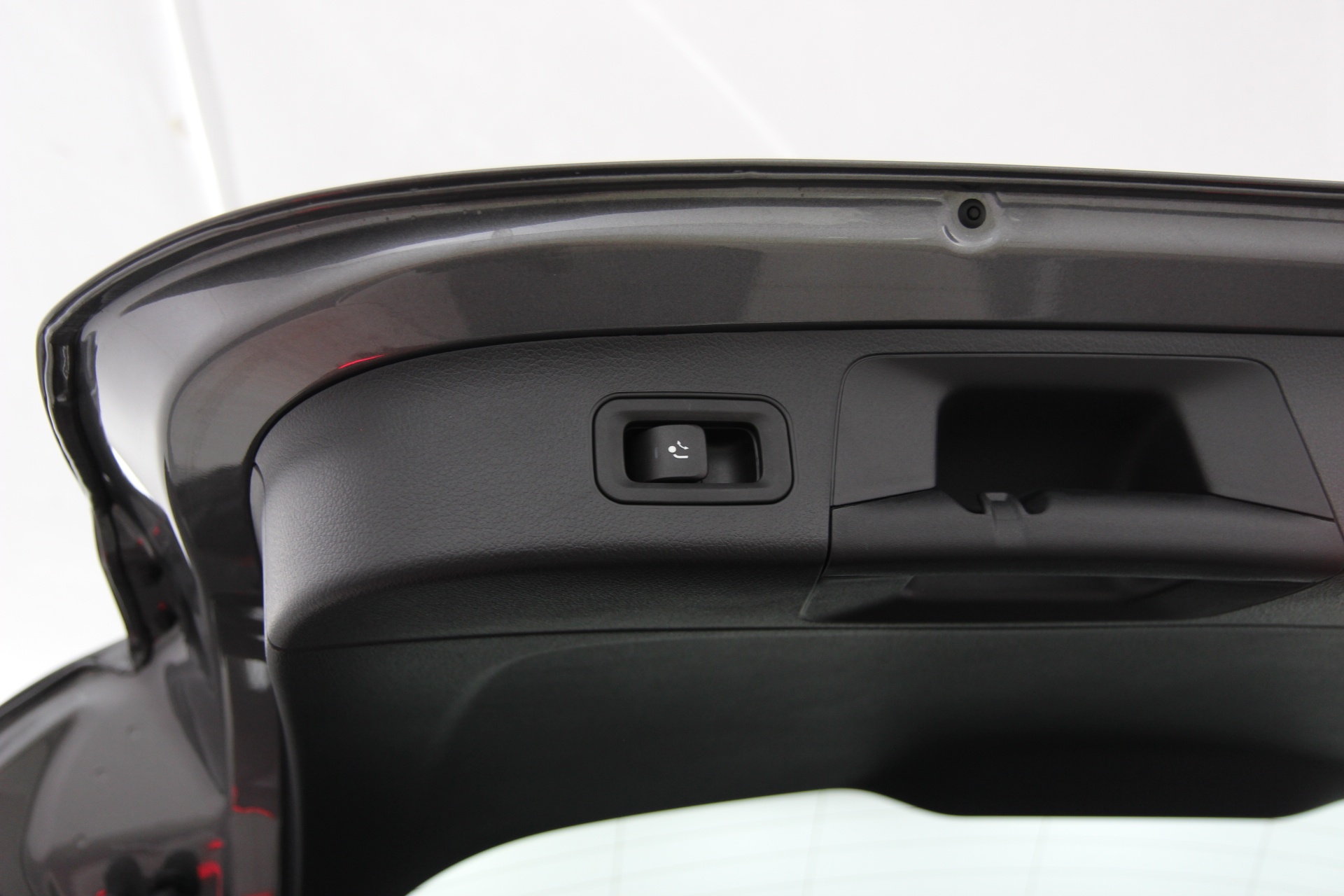 Mercedes-Benz EQA 2025