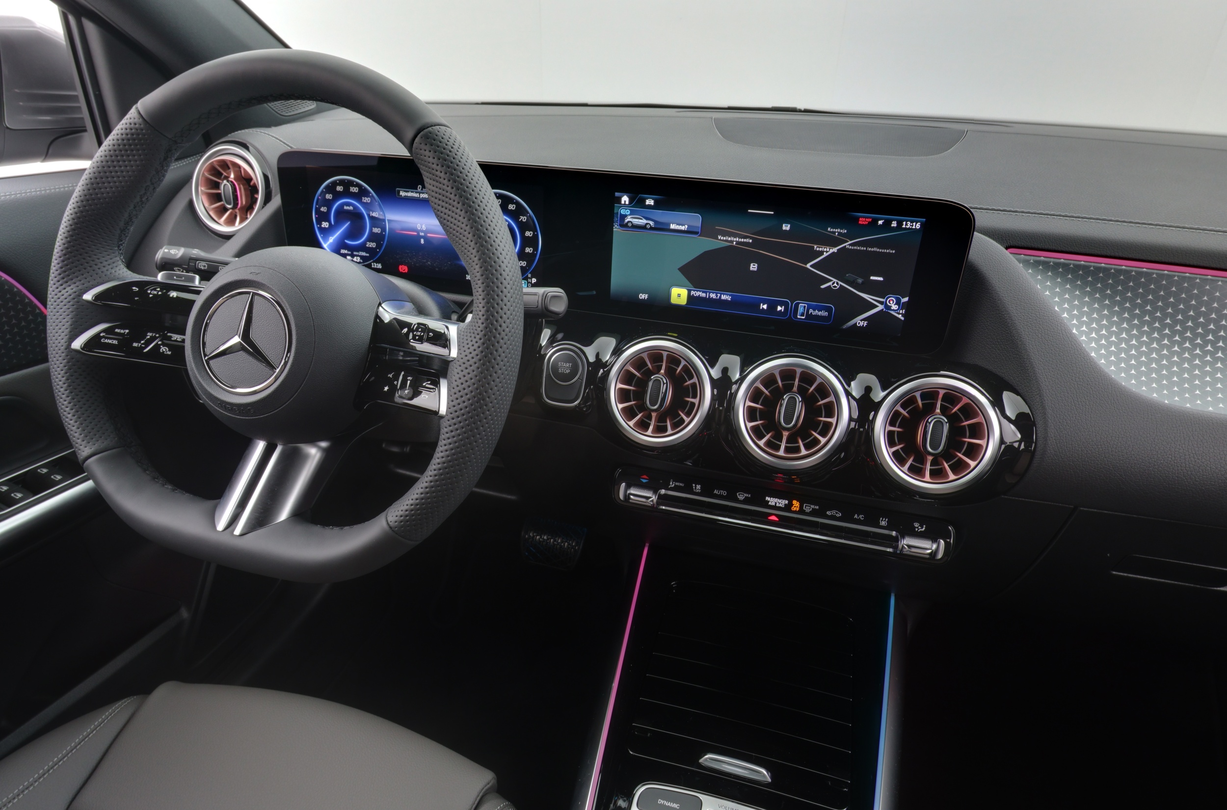 Mercedes-Benz EQA 2025