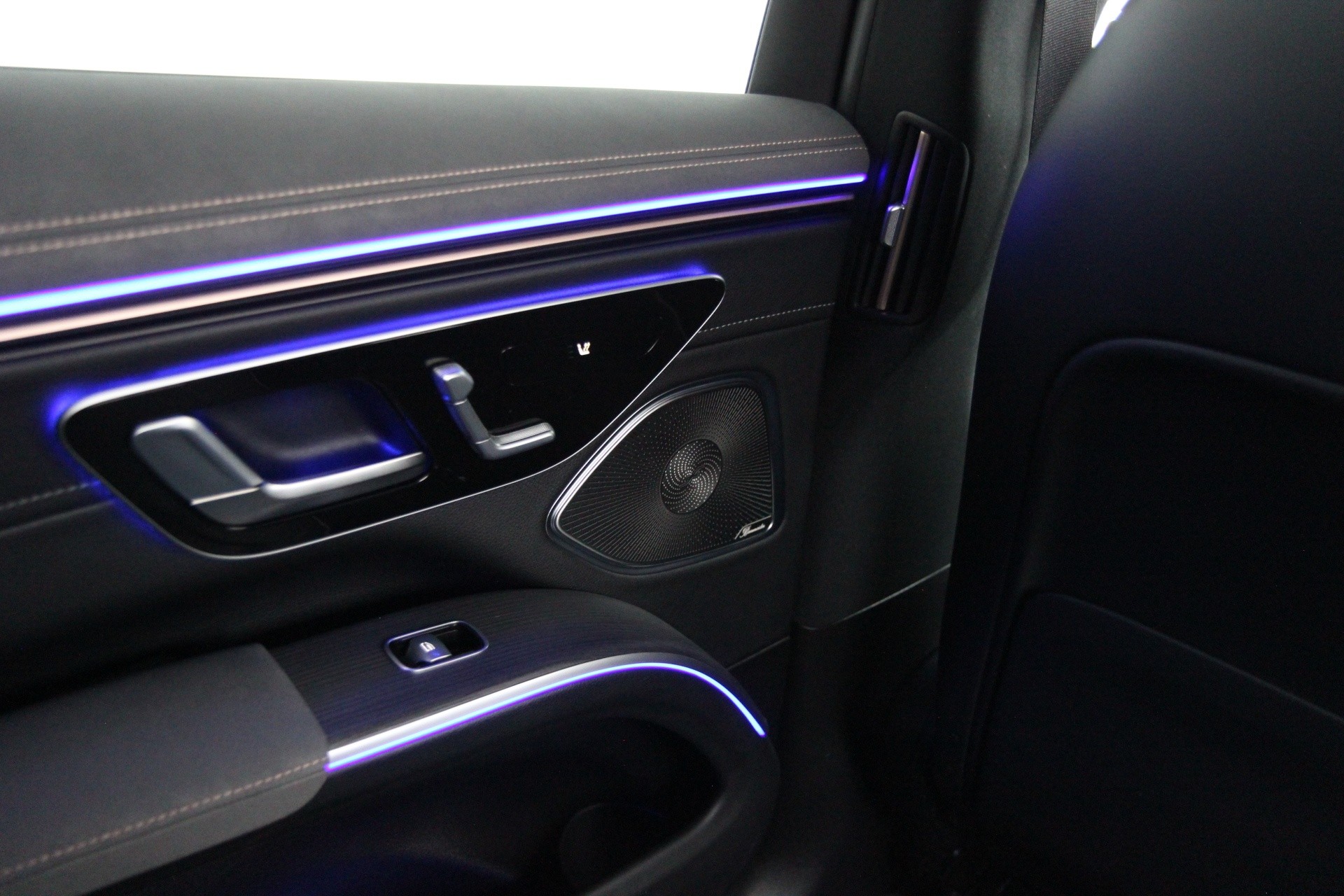 Mercedes-Benz EQS SUV 2023