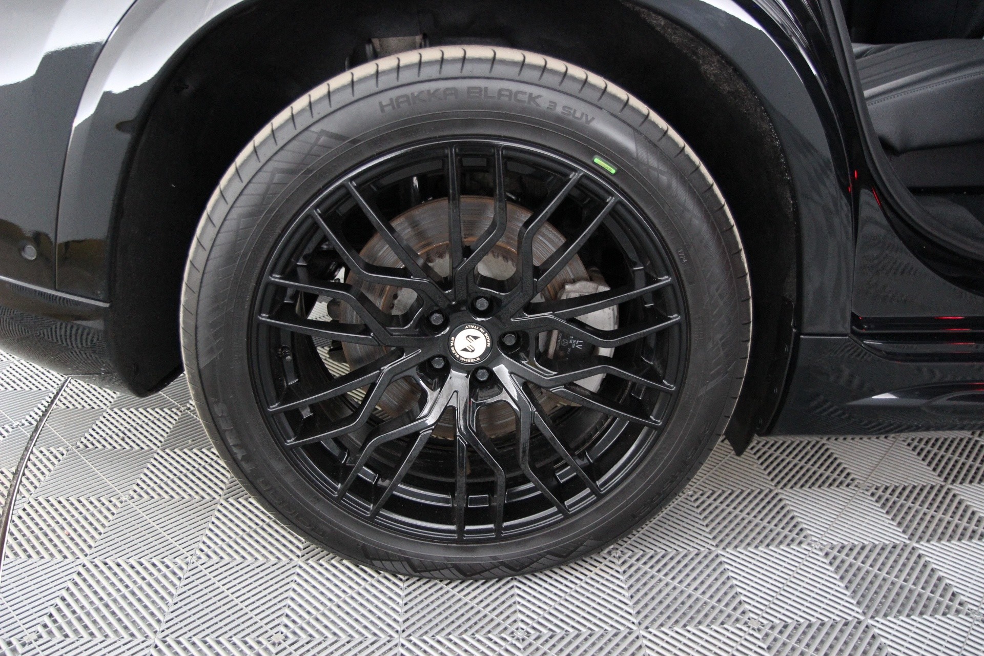 Mercedes-Benz EQS SUV 2023