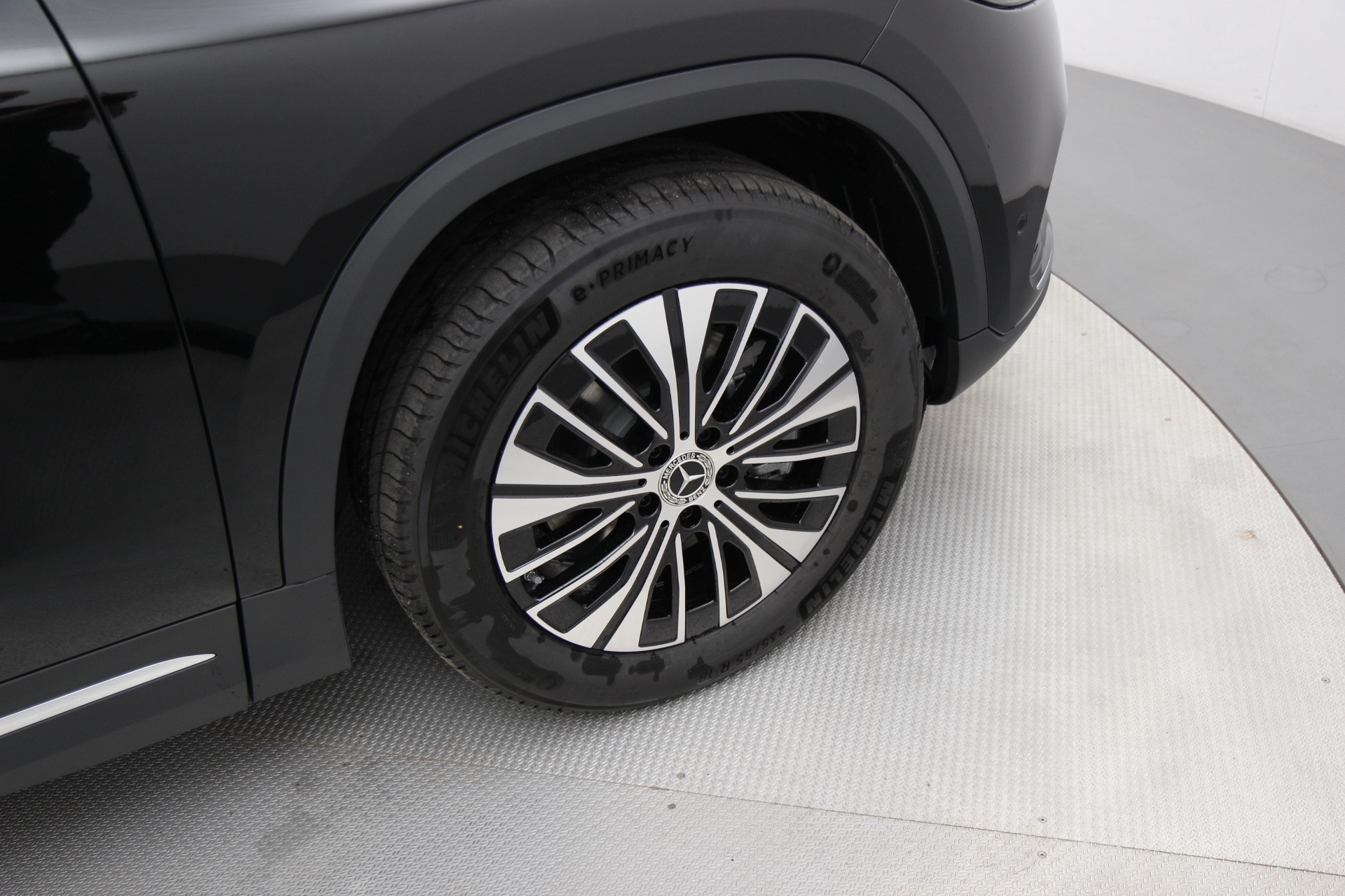 Mercedes-Benz EQA 2025