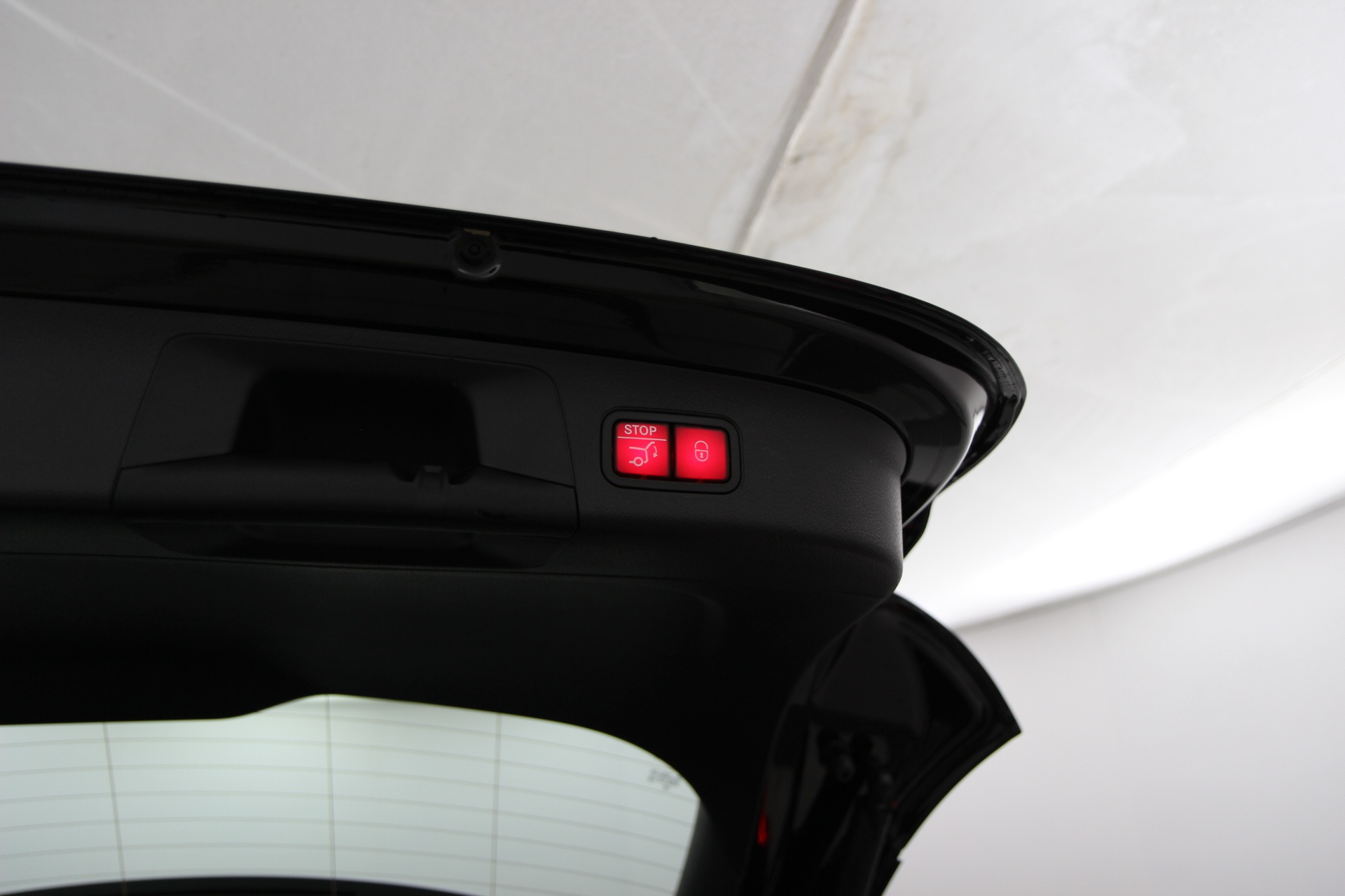 Mercedes-Benz EQA 2025