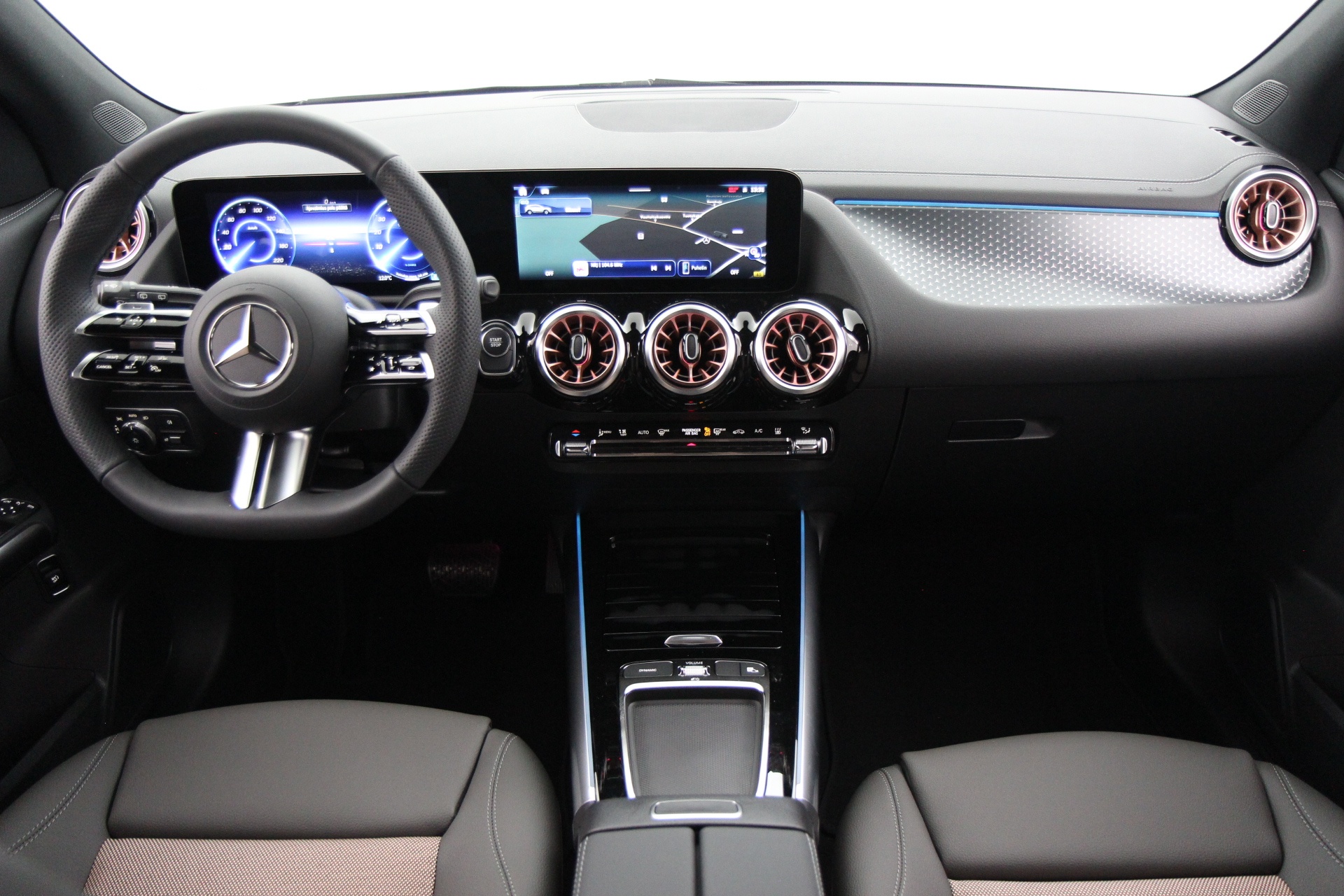 Mercedes-Benz EQA 2025