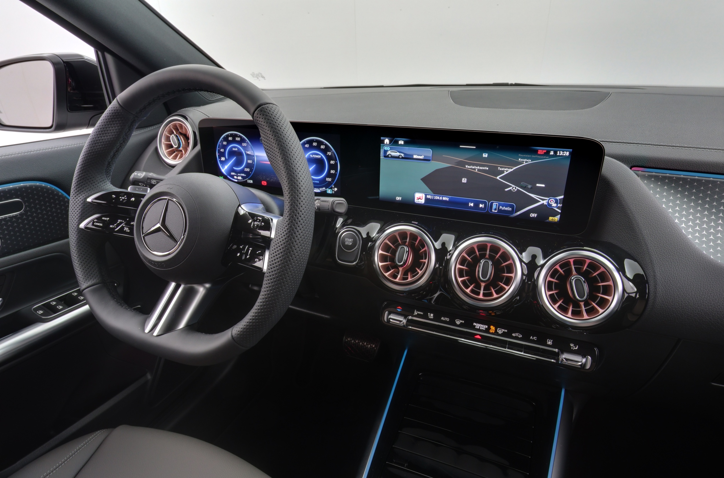 Mercedes-Benz EQA 2025