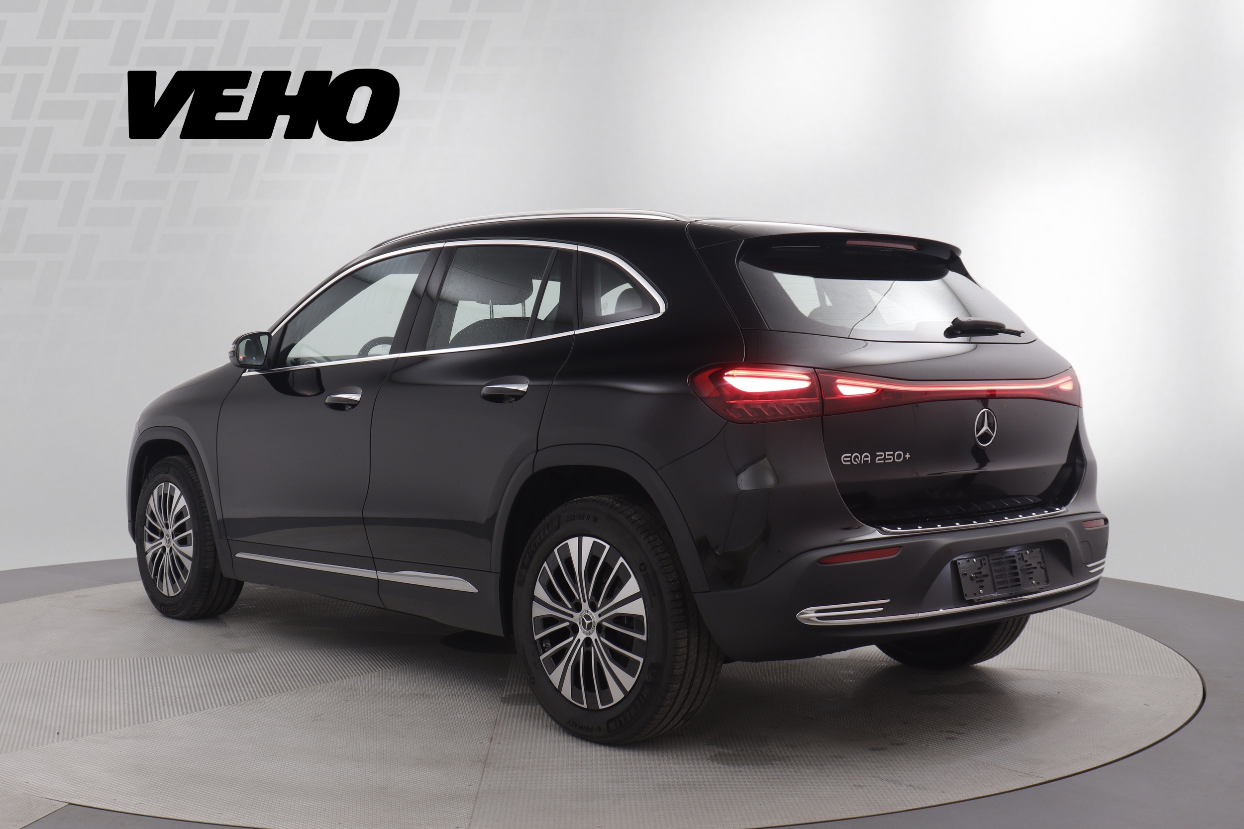 Mercedes-Benz EQA 2025