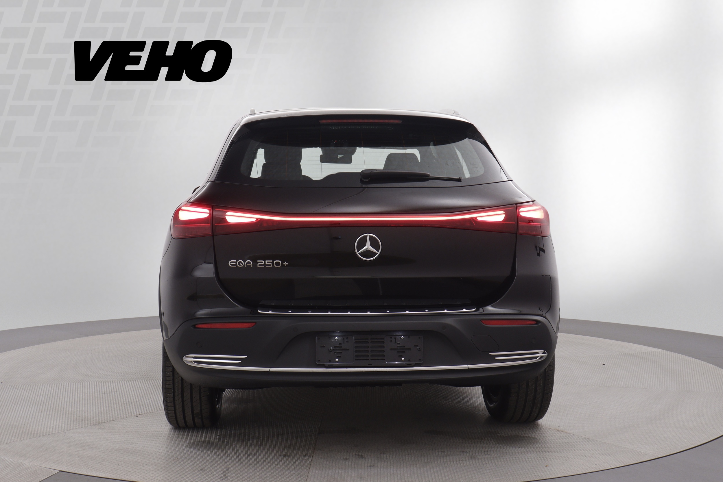 Mercedes-Benz EQA 2025