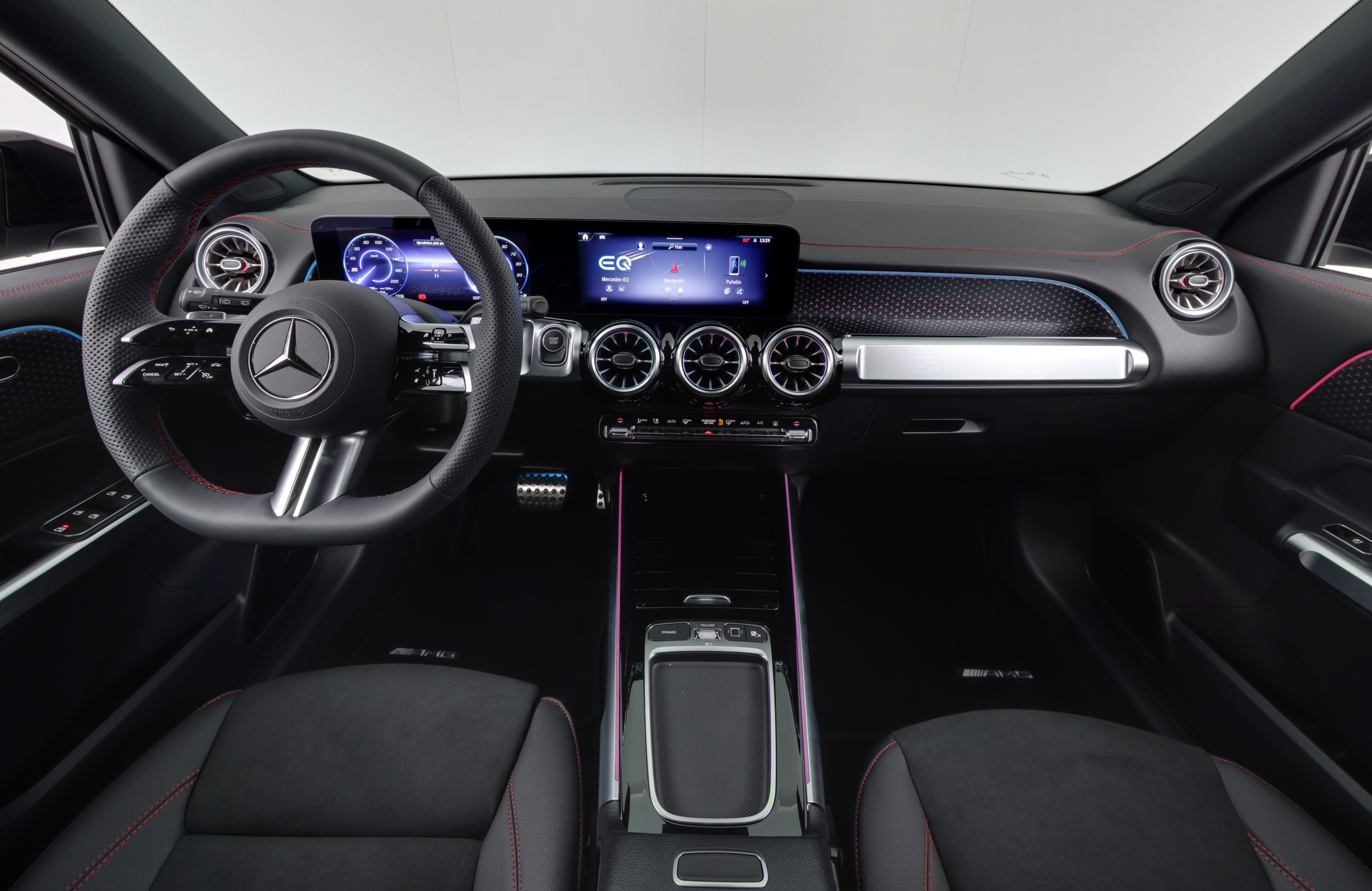 Mercedes-Benz EQB 2024