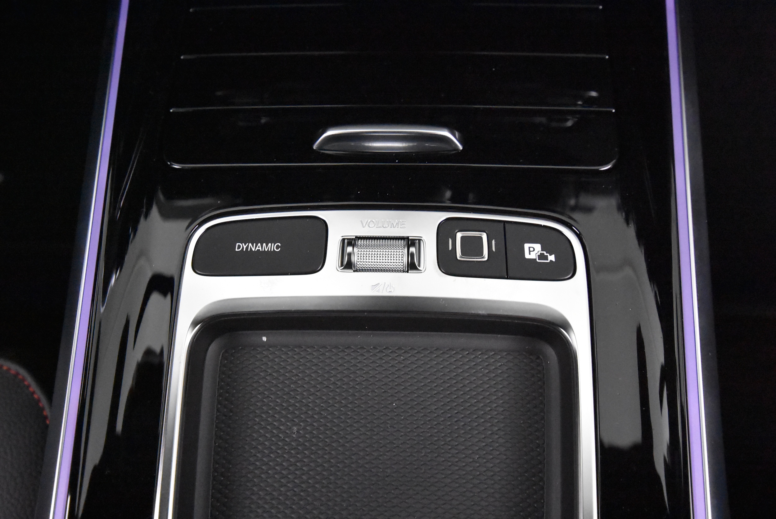 Mercedes-Benz EQB 2024