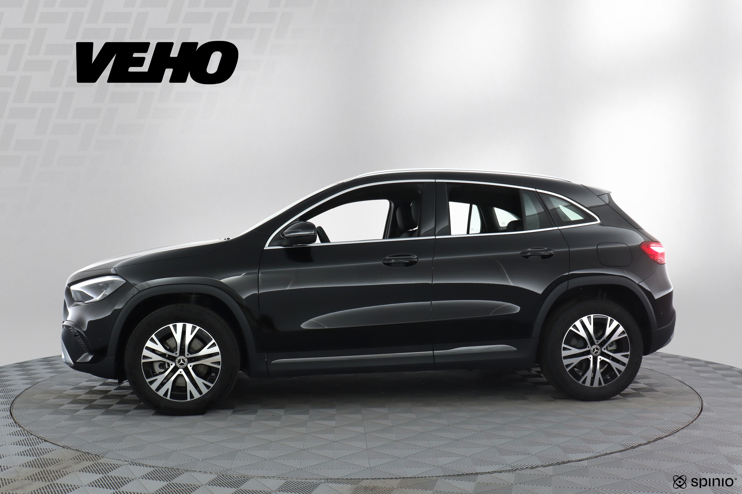Mercedes-Benz GLA 2025