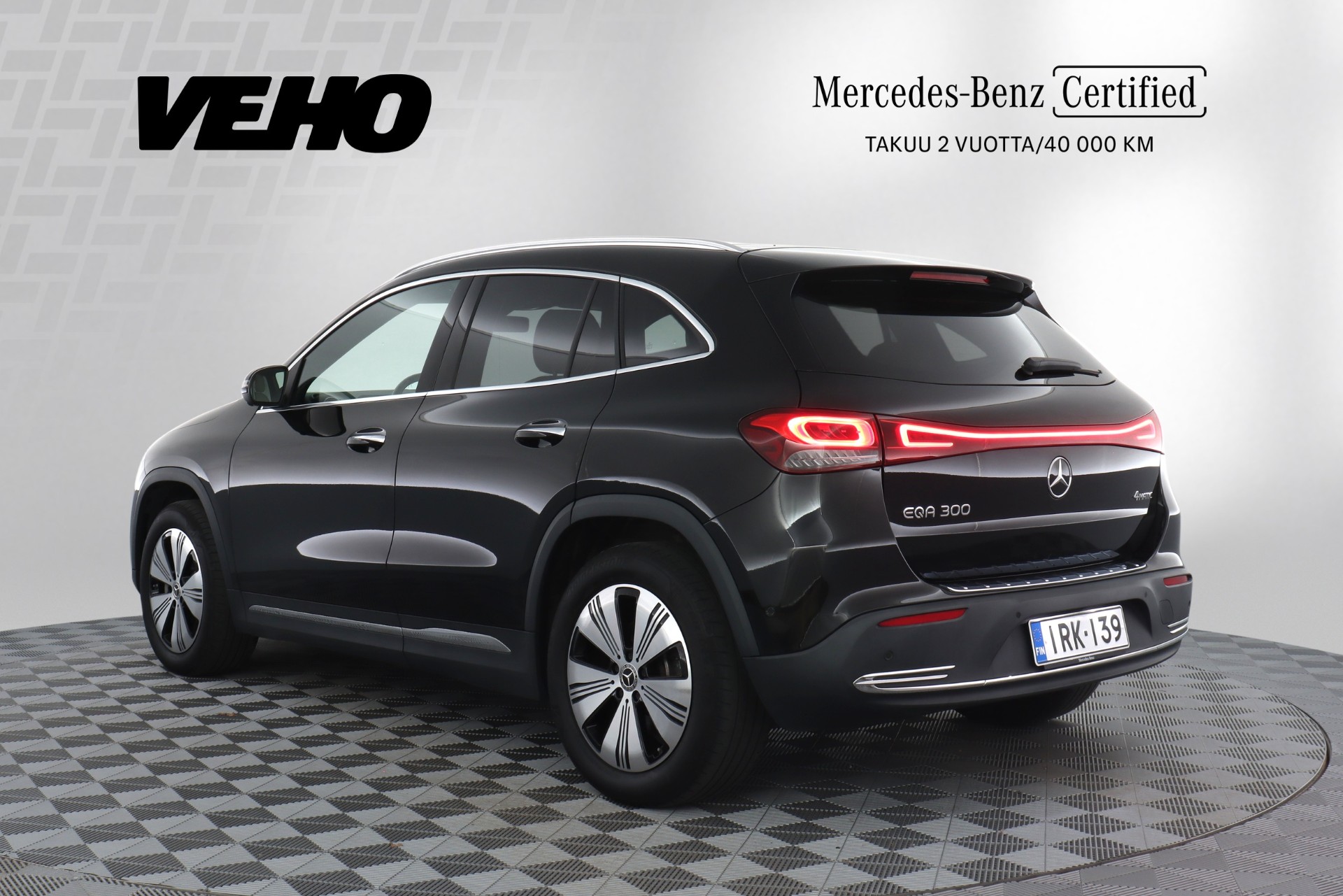 MERCEDES-BENZ EQA 2023