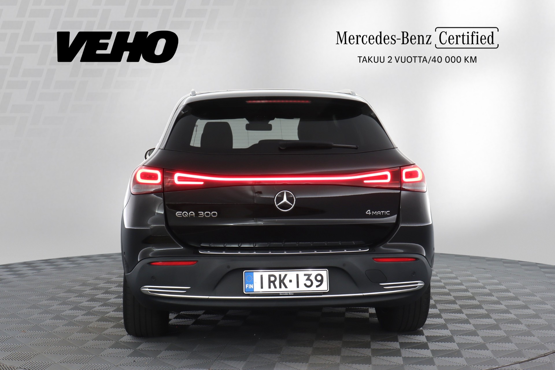 MERCEDES-BENZ EQA 2023