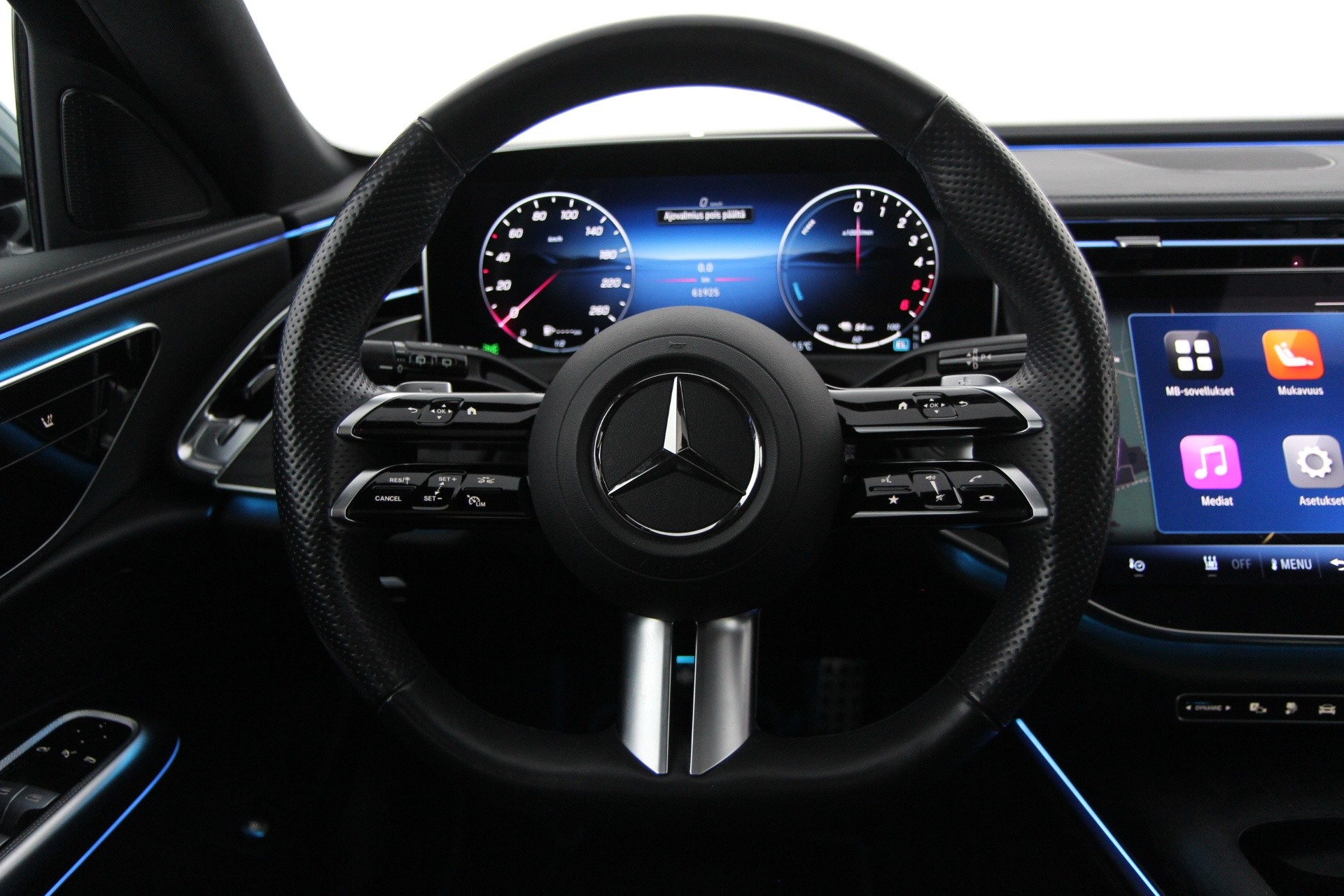 Mercedes-Benz E 2023