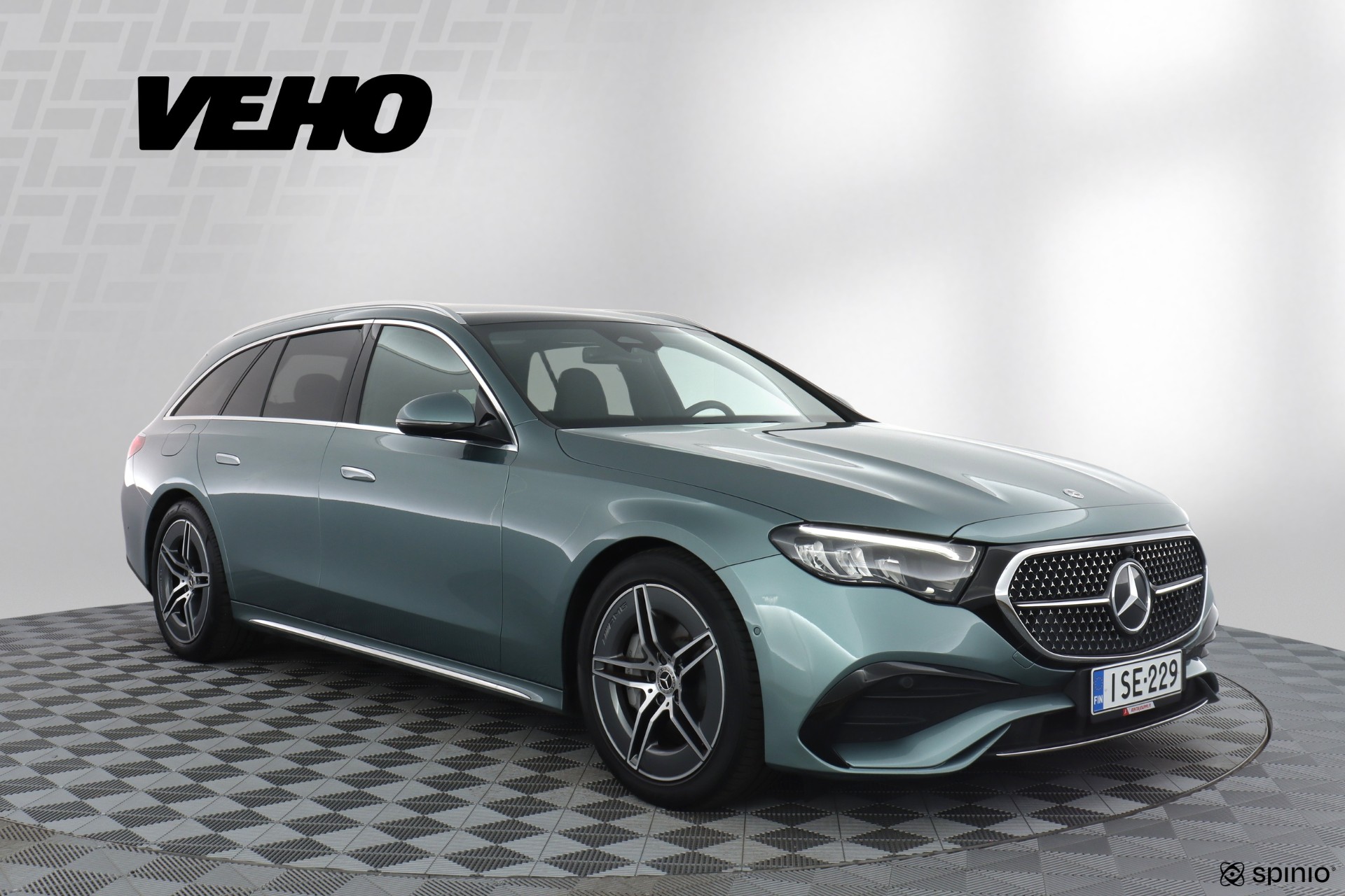 Mercedes-Benz E 2023