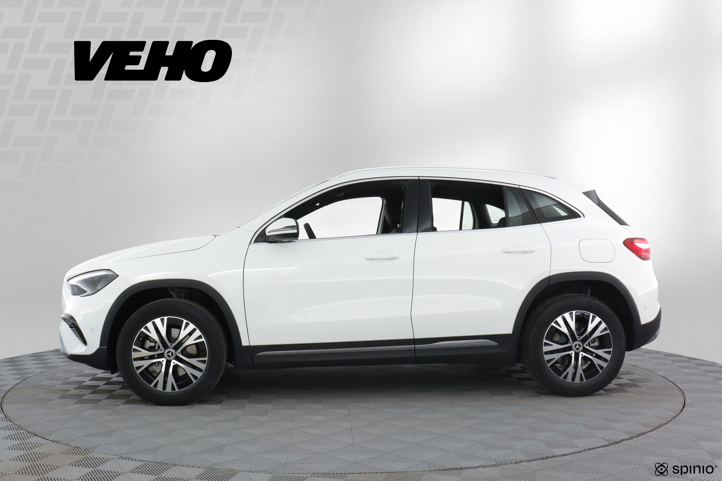 Mercedes-Benz GLA 2025