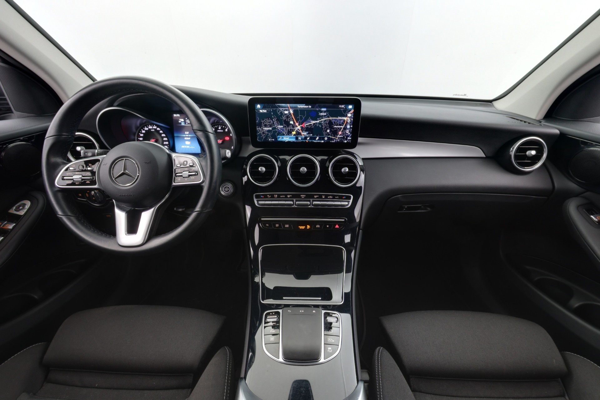 Mercedes-Benz GLC 2021