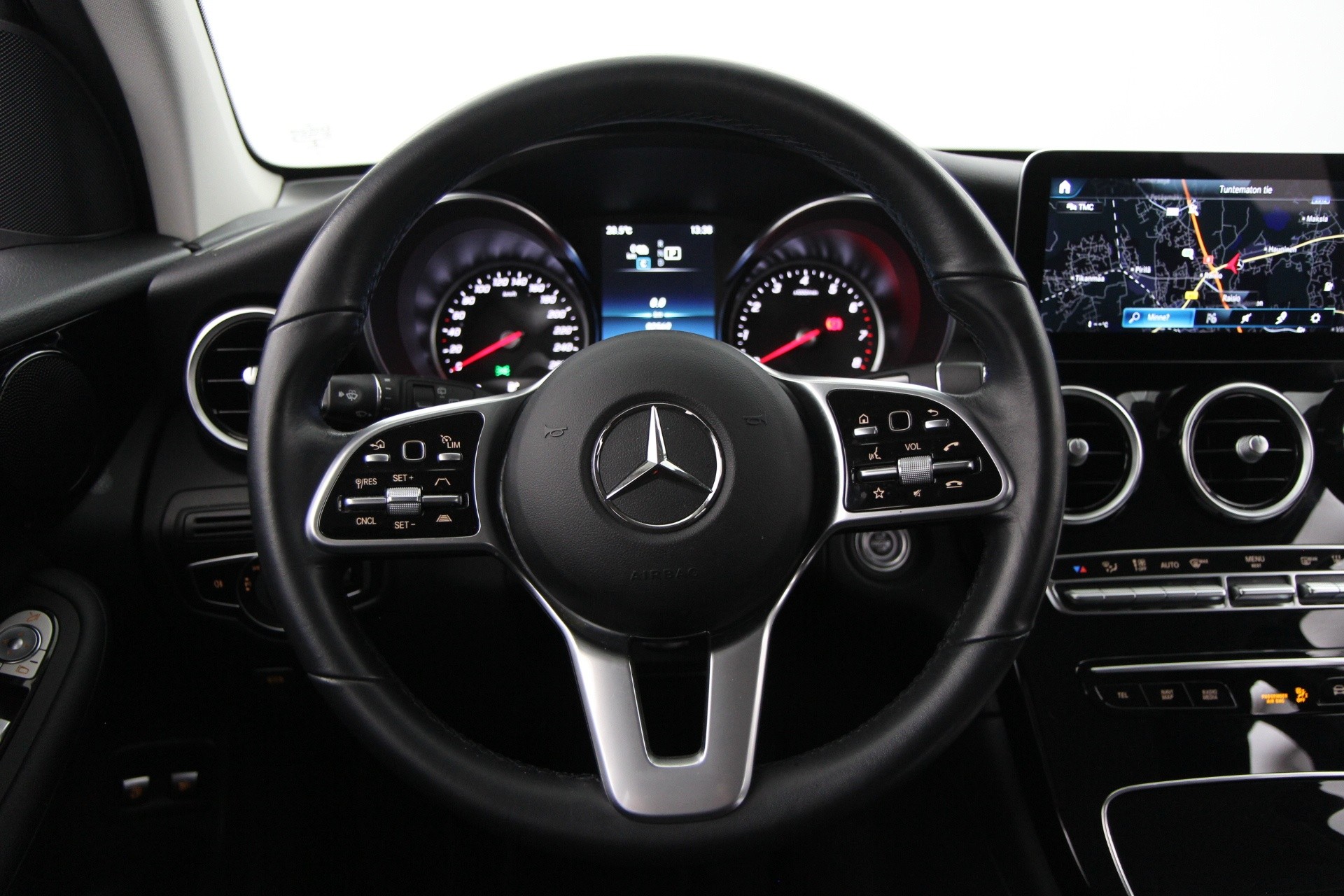 Mercedes-Benz GLC 2021